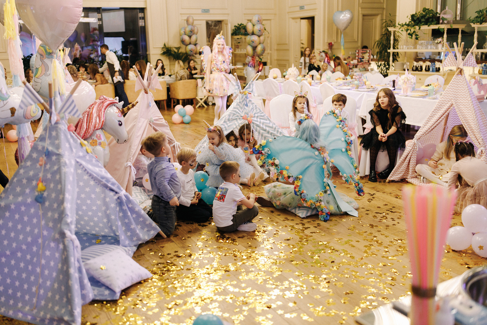 День Рождения Алисы