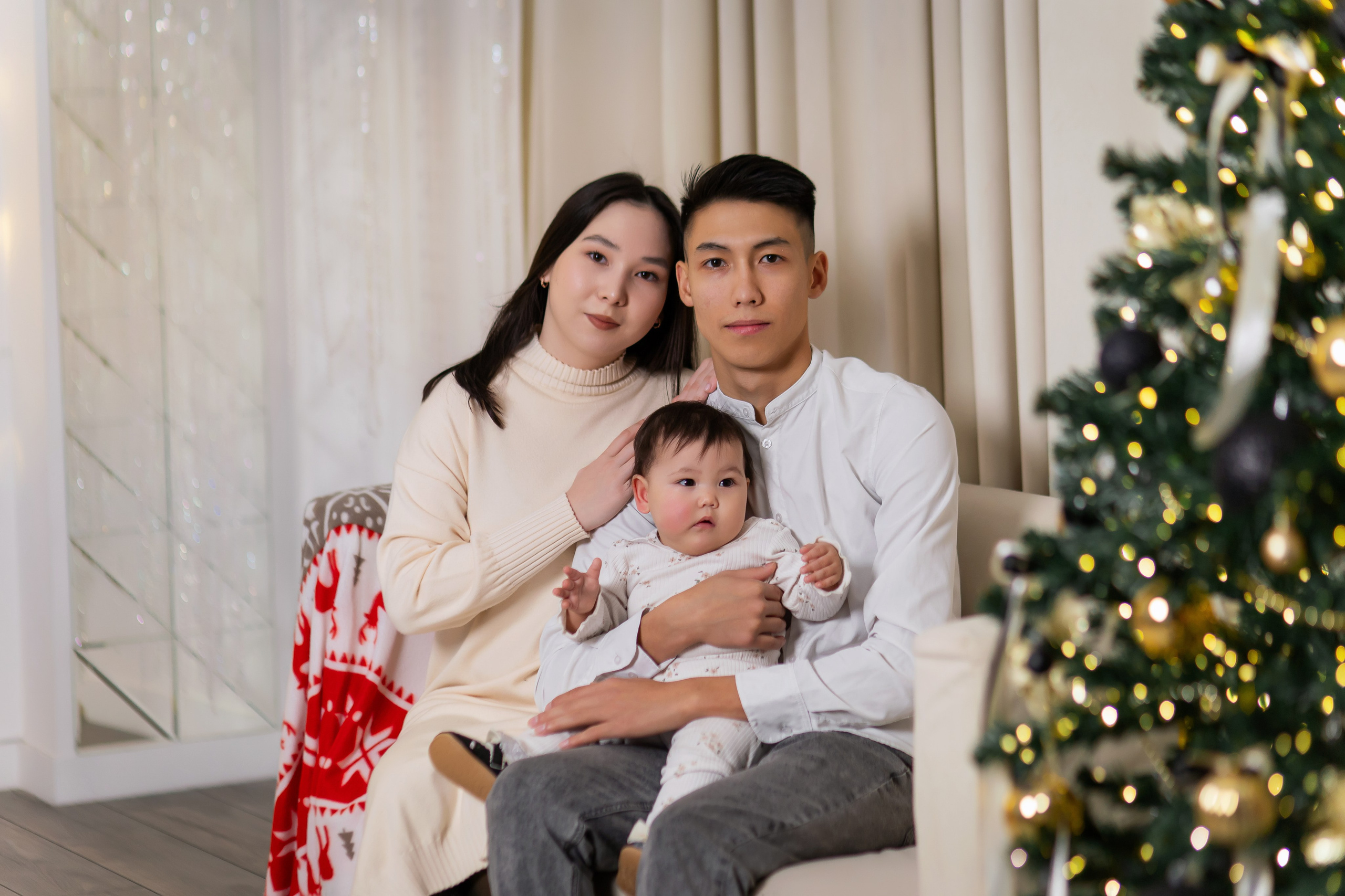 Ваши фотографии. Интерьерная фотостудия Background в Омске