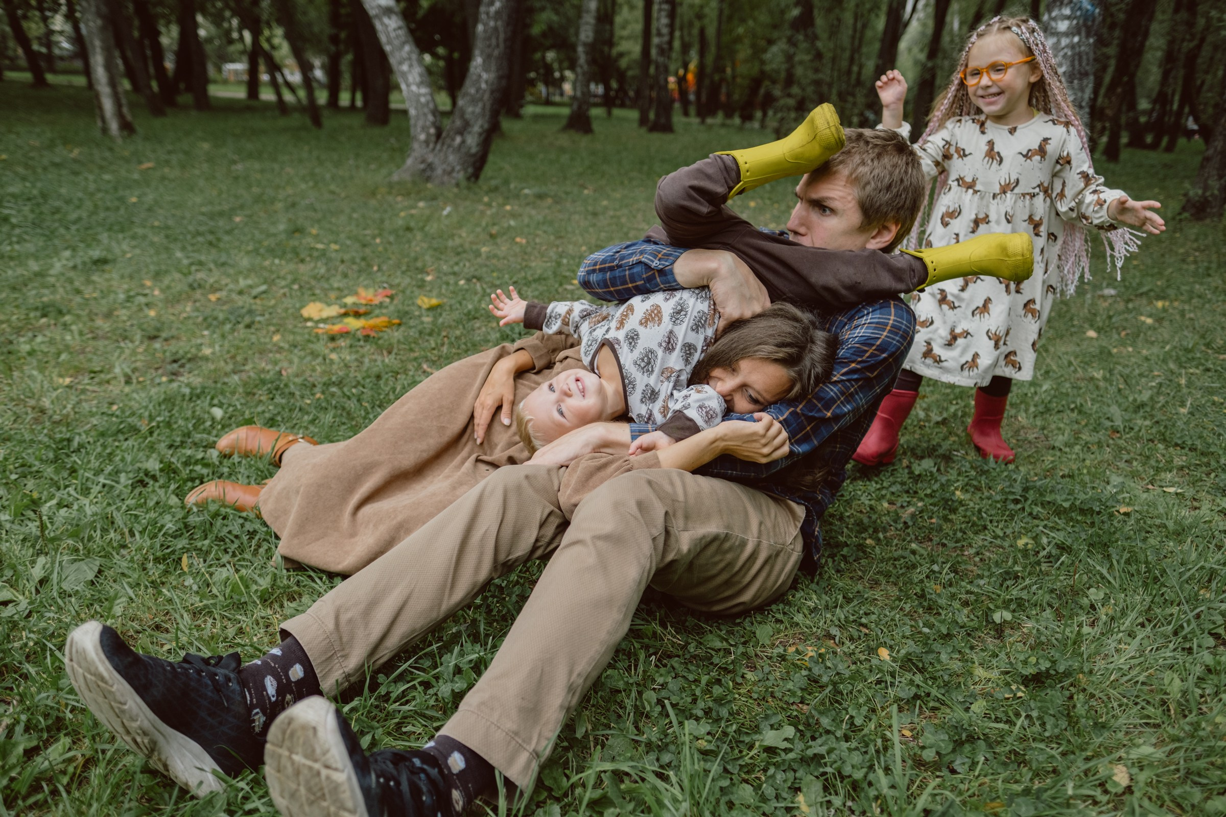 В парке. Свадебные и семейные фотографы в Москве Максим и Оксана Первомай