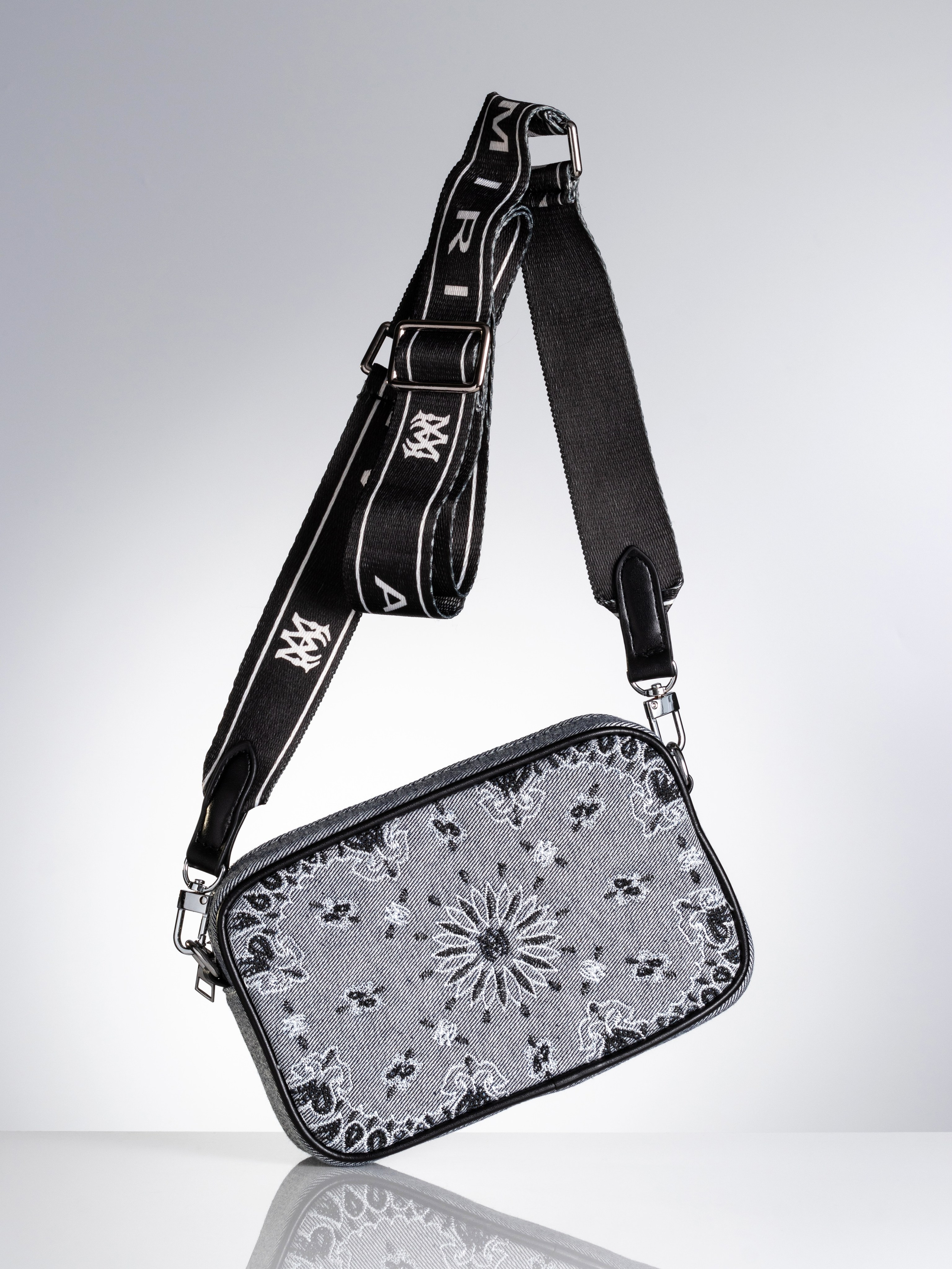 Предметный фотограф в Нижнем Новгороде Денис Павлов