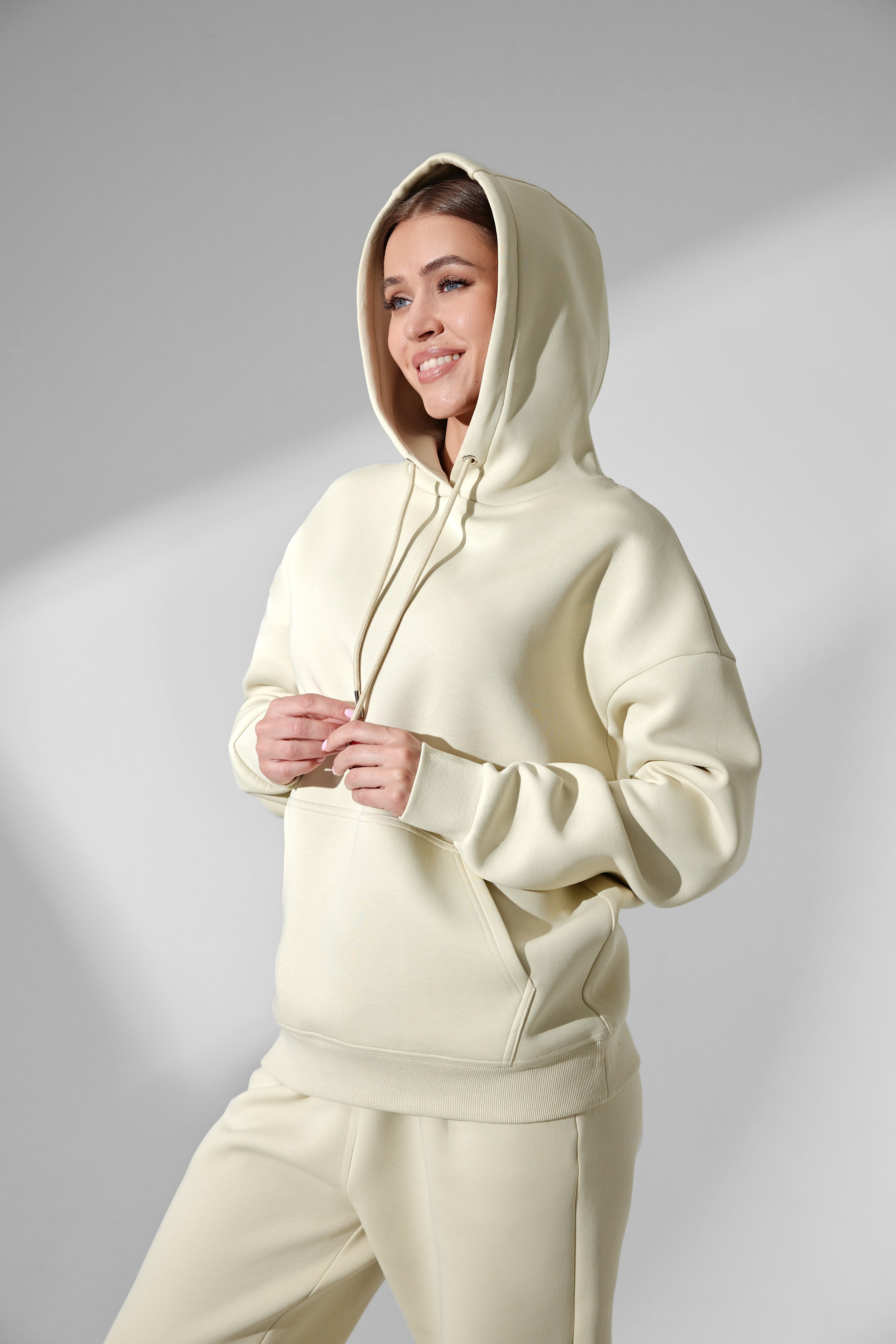 Создание каталога для бренда одежды Enjoy. Антон Артюшин, портретный фотограф. Москва