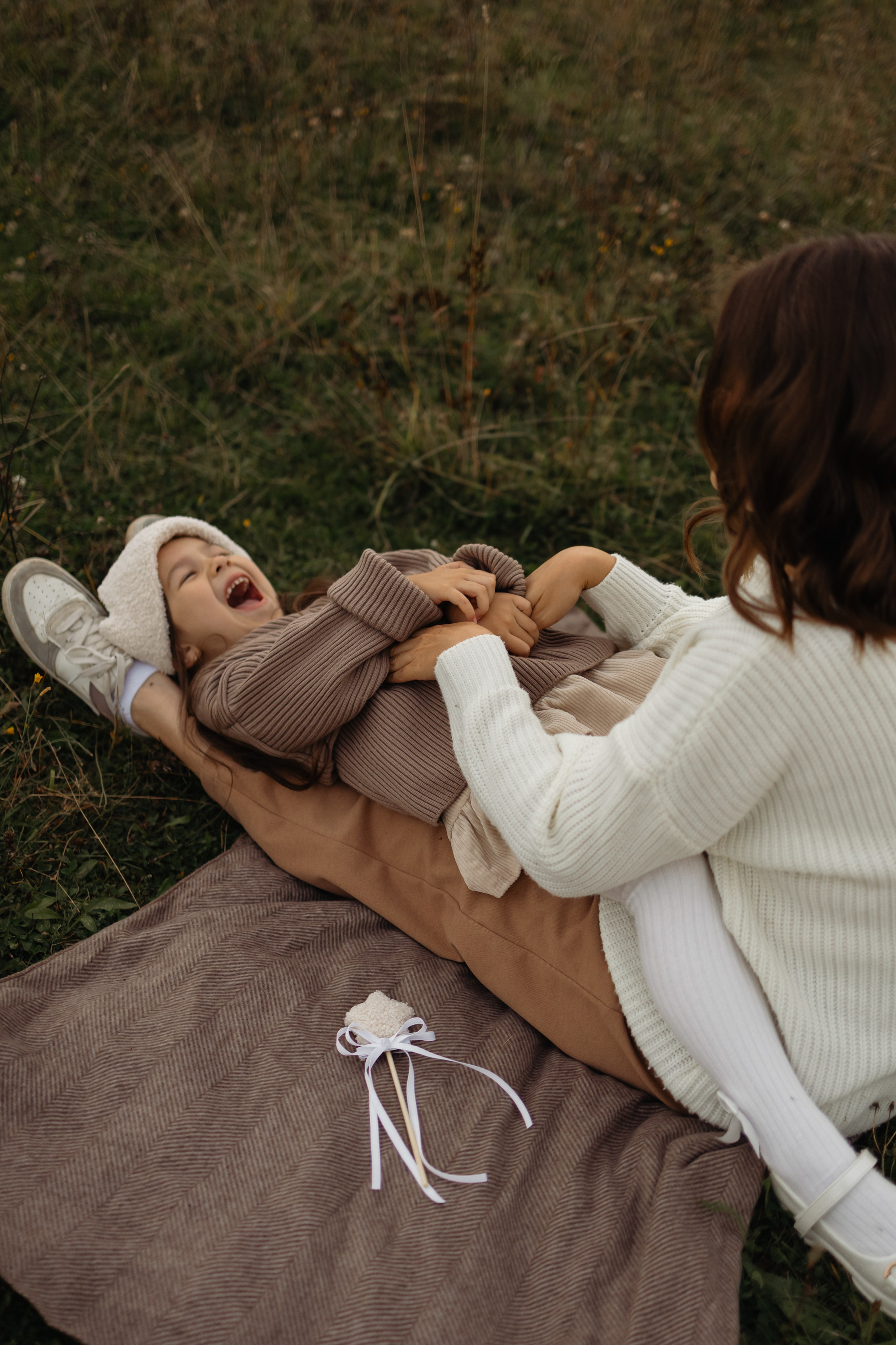 Ляйсан и Амалия. Фотограф Айгуль Габсаматова Октябрьский