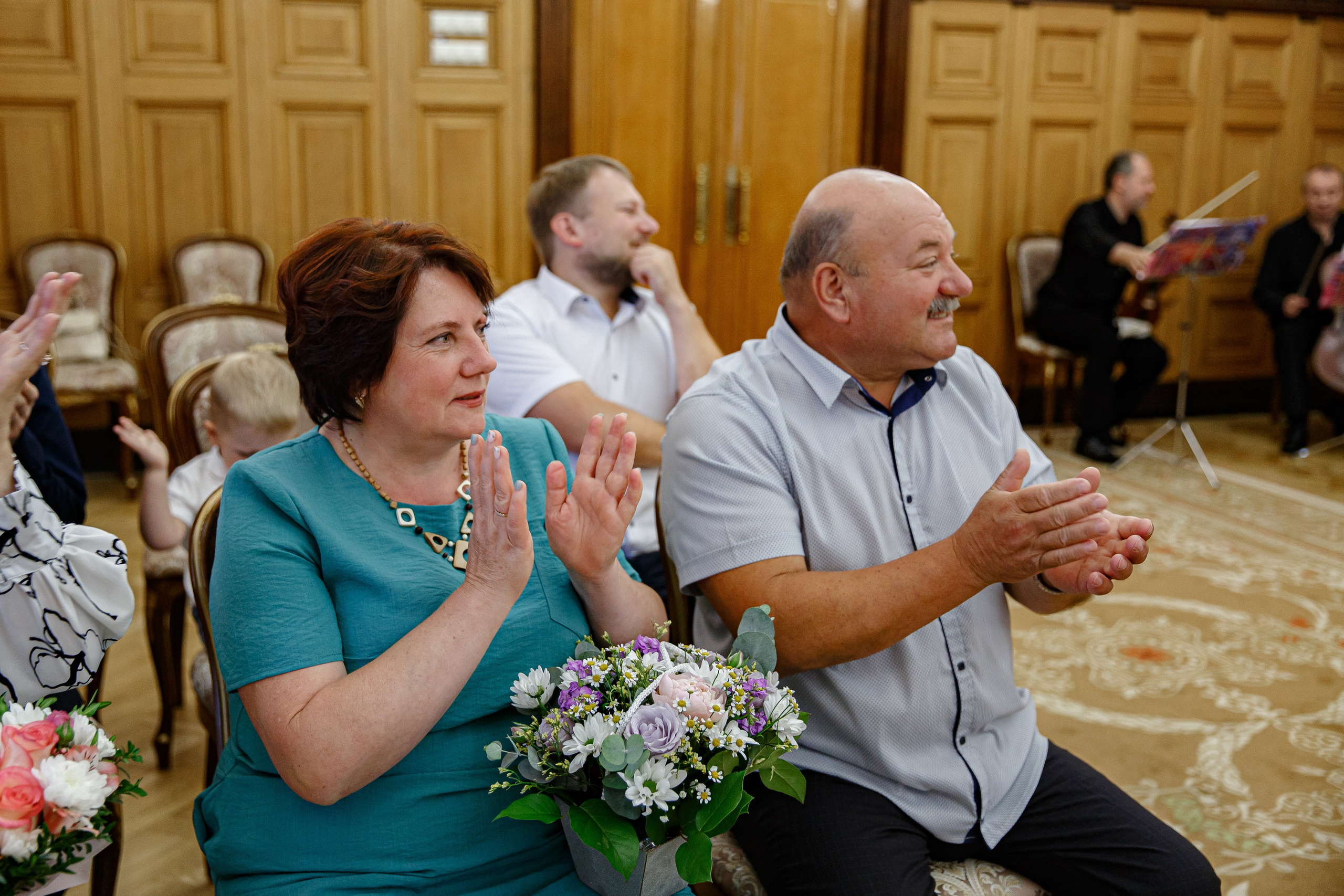Свадебная фотосессия в городе и в фотостудии. Свадебный фотограф Москва и МО Сергей Киржаев