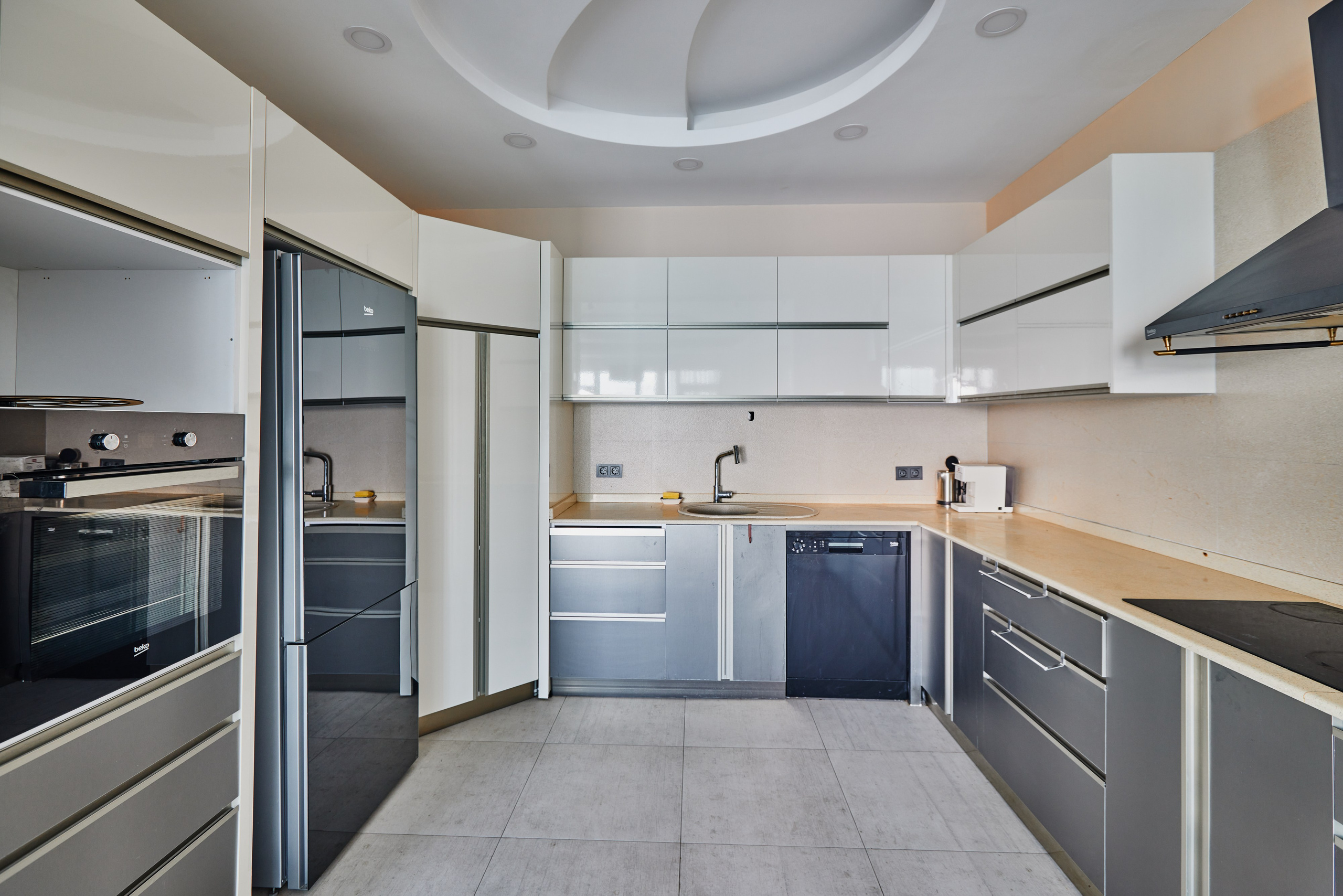 METRO CITY. Режиссёр, клипмейкер, фотограф — Андрей Охота