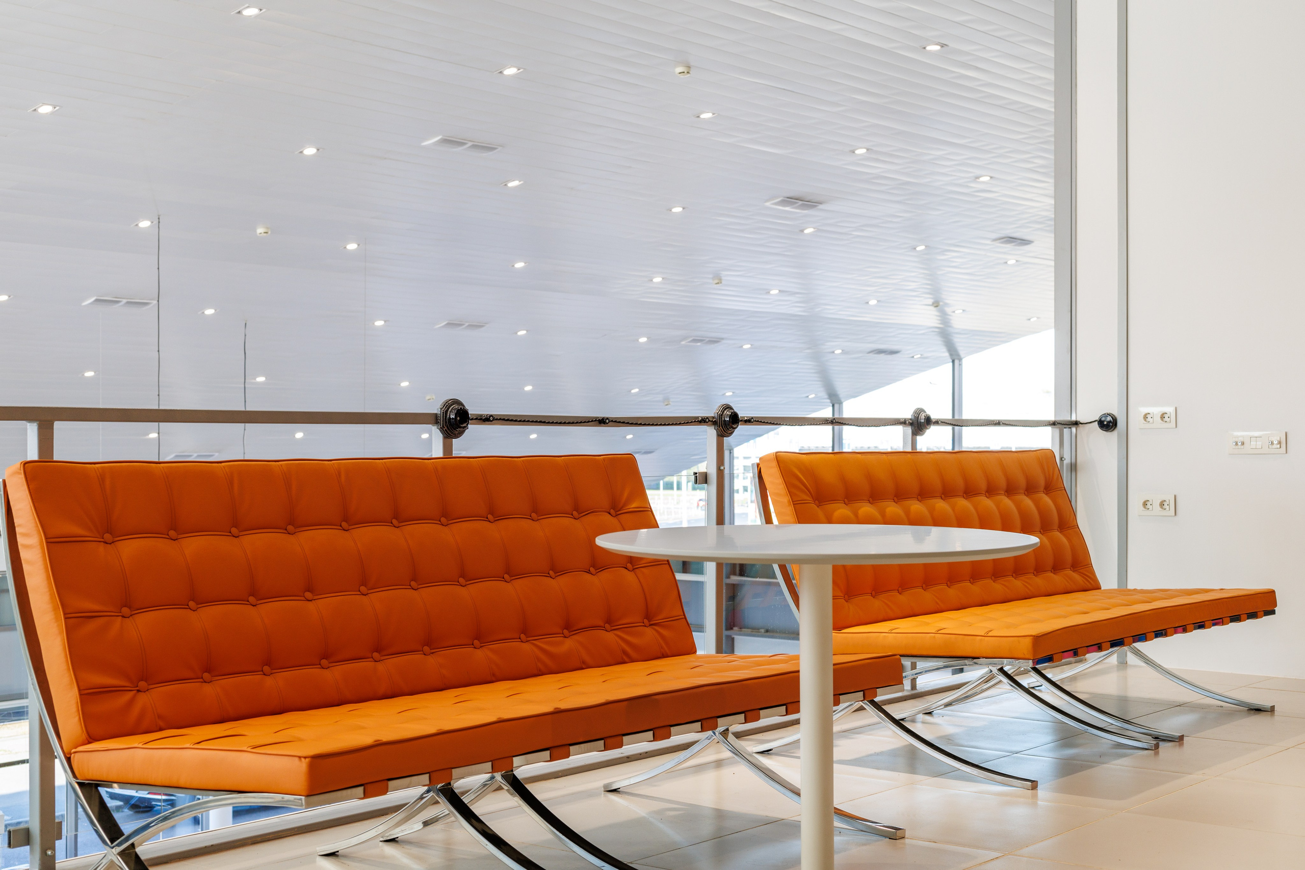 Фото для автомобильного дилерского центра в СПб