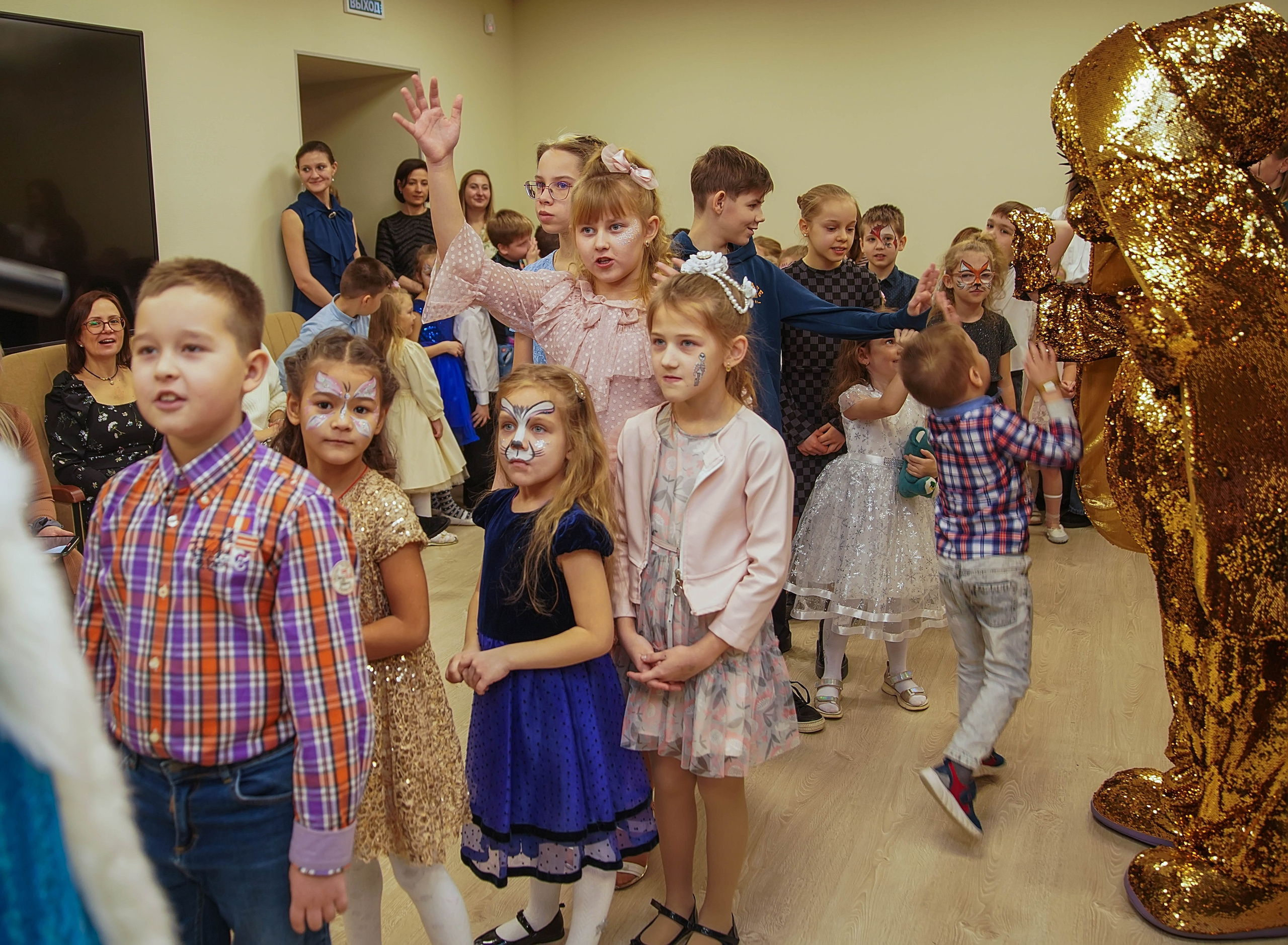 Елка НБД банк. Семейный и детский фотограф в Нижнем Новгороде
