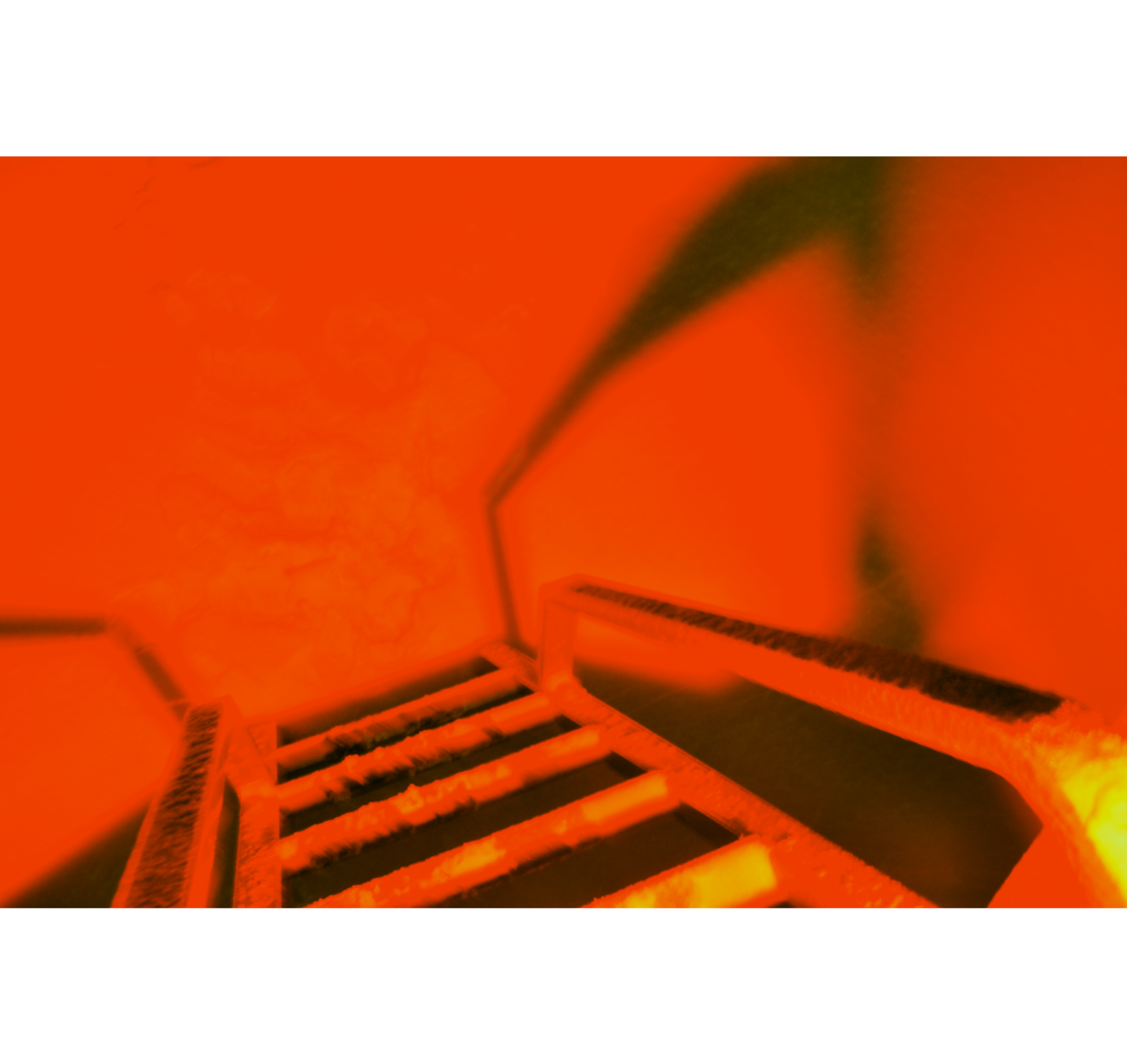 LONELY WORLD. JULIA EXISTO. Визуальный артист