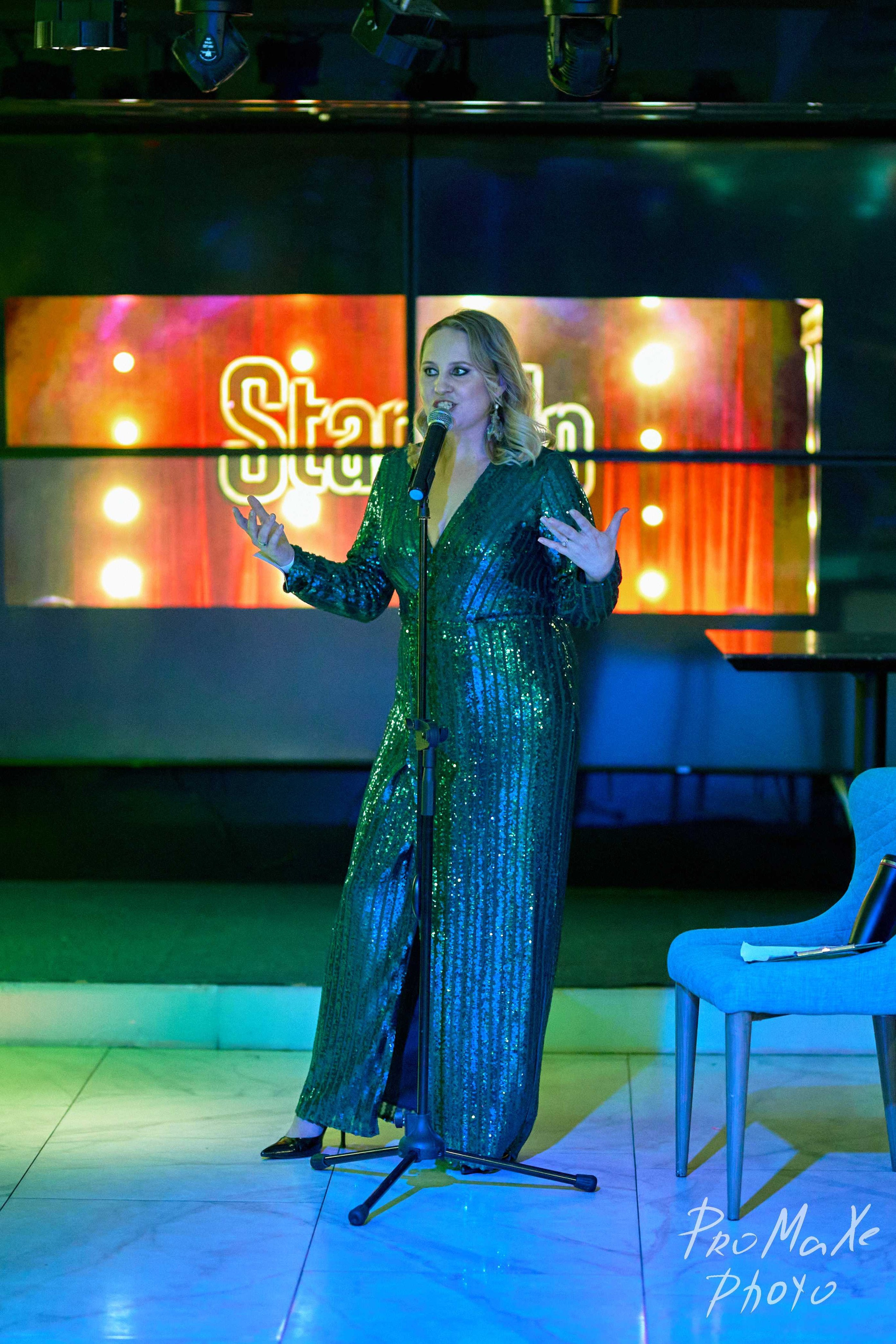 Зал КРАСА МАСС-МЕДИА ЧУВАШИИ. Владимир Суздалов (ProMaXe) — Портретный фотограф, тематические фотосессии в Чебоксарах