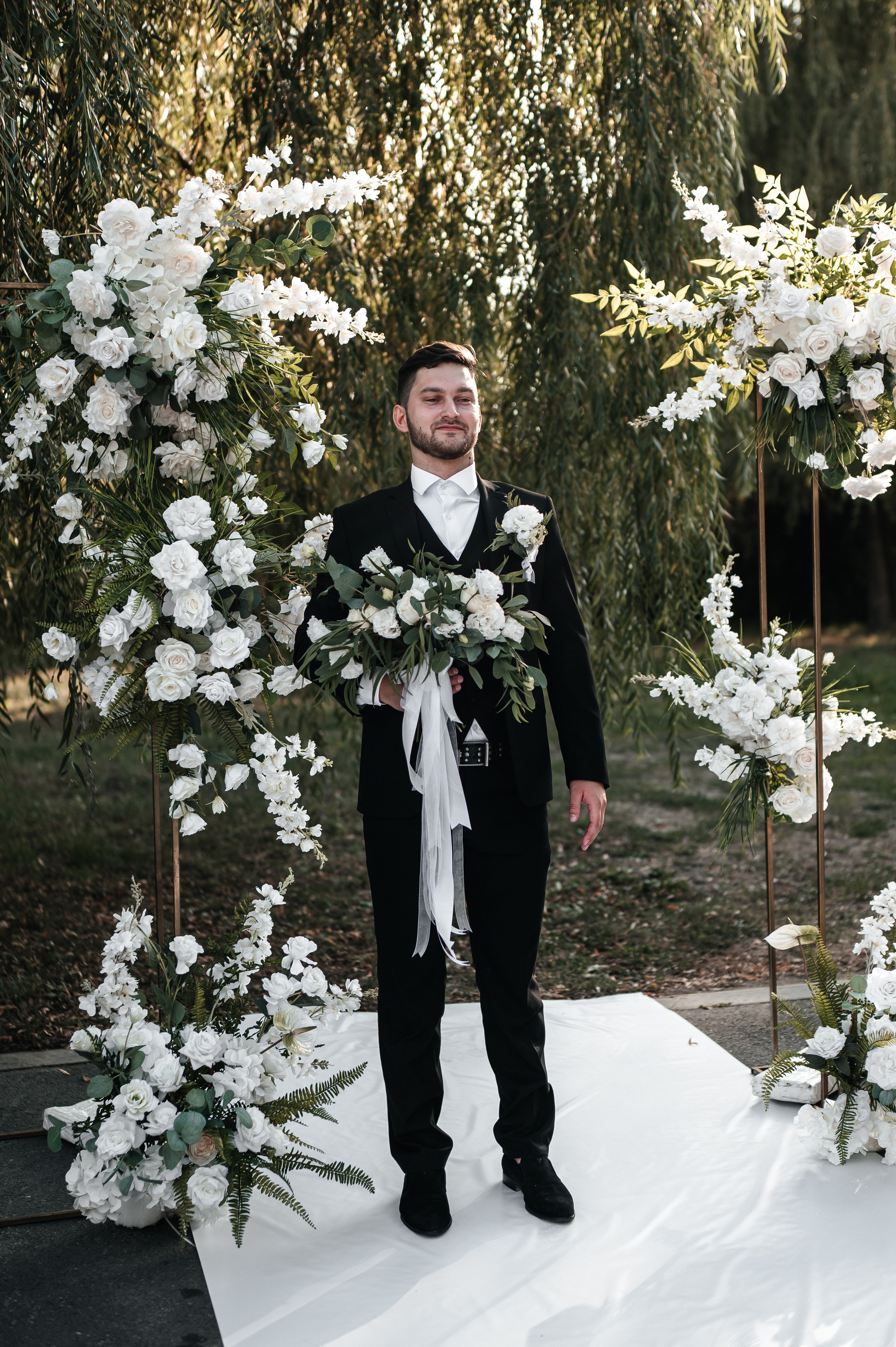 Даниил и Валерия. Черная утка. Полный день. Фотограф Екатерина Бочарникова