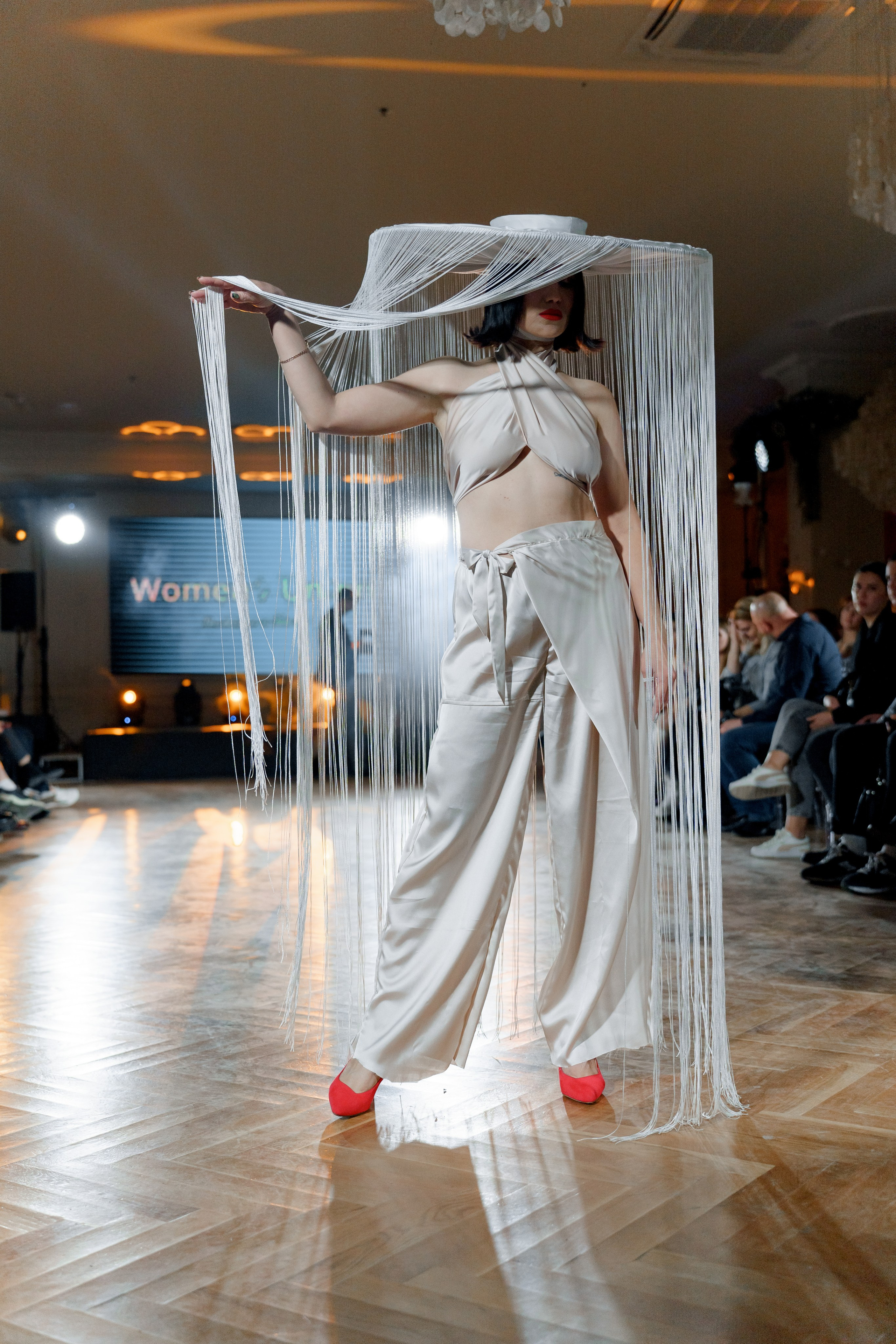 Выставка свадебных специалистов «Свадьба на 1000%». Свадебный фотограф в Санкт-Петербурге