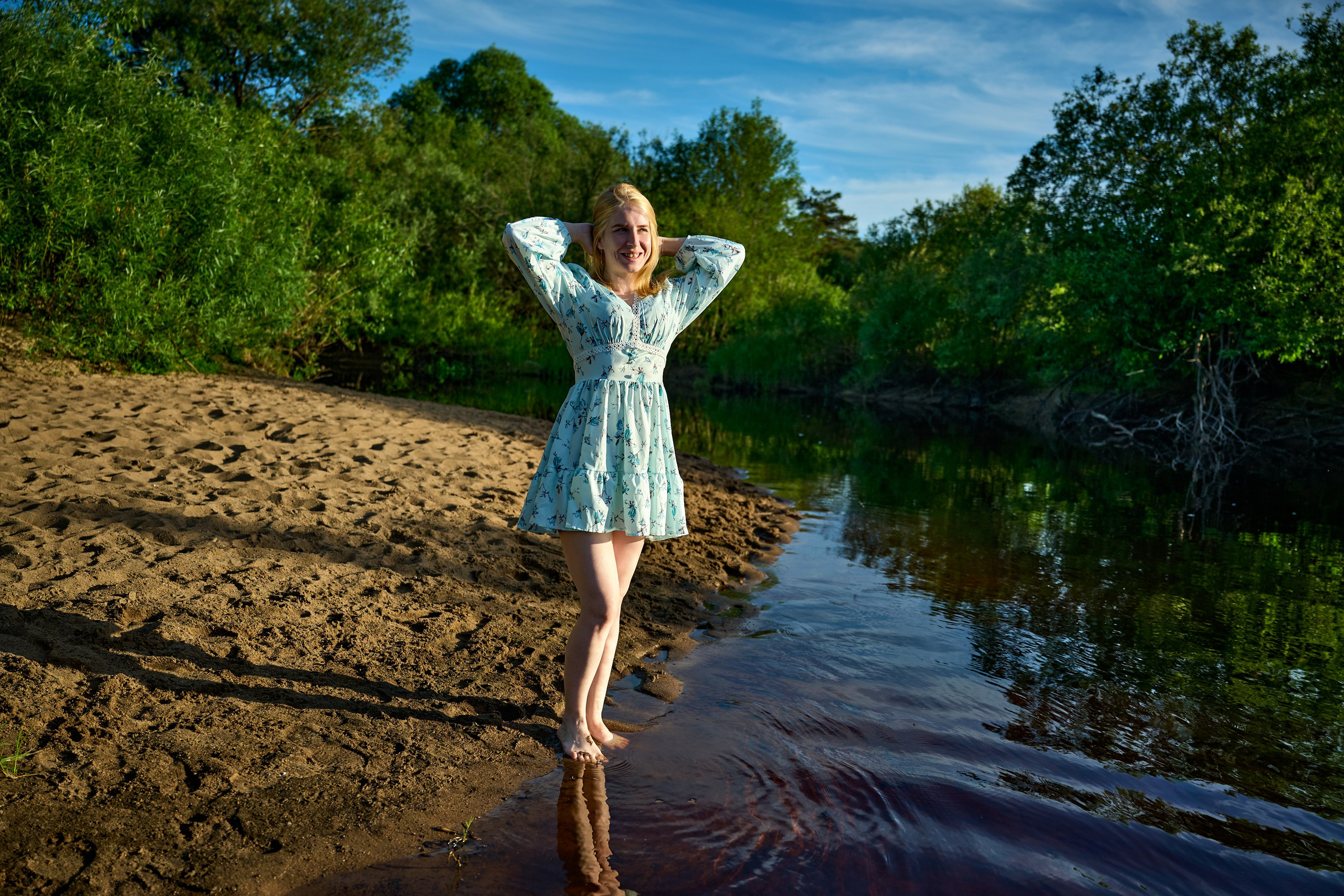 Яна Иванова — сьемка на природе. Тихая женская фотография — съёмка без ролей и позирования, где важнее состояние, чем образ