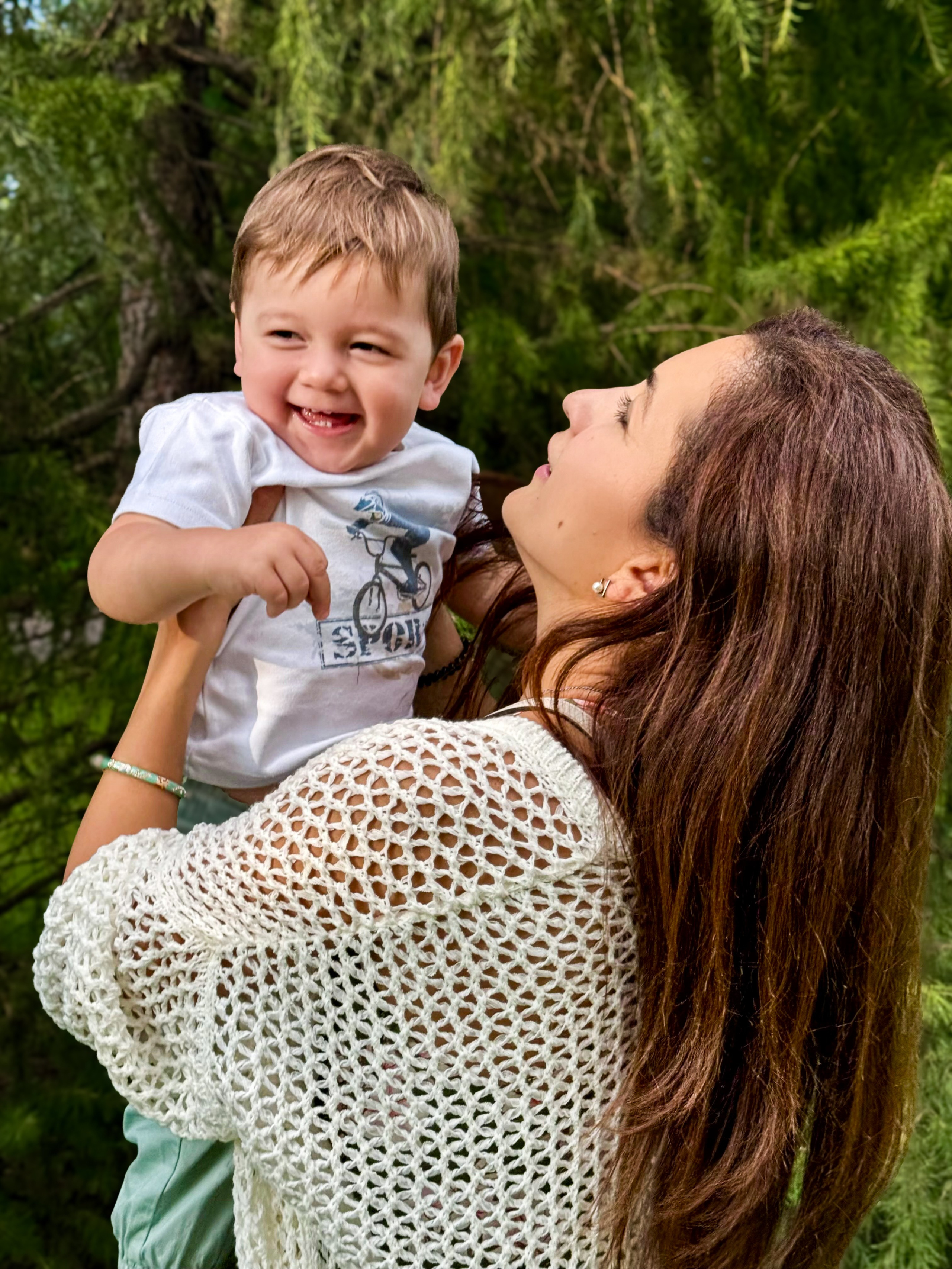 Шахноза с сыновьями. Студия фото, видеографии и мультимедийного дизайна в Москве Multi Frame Studio