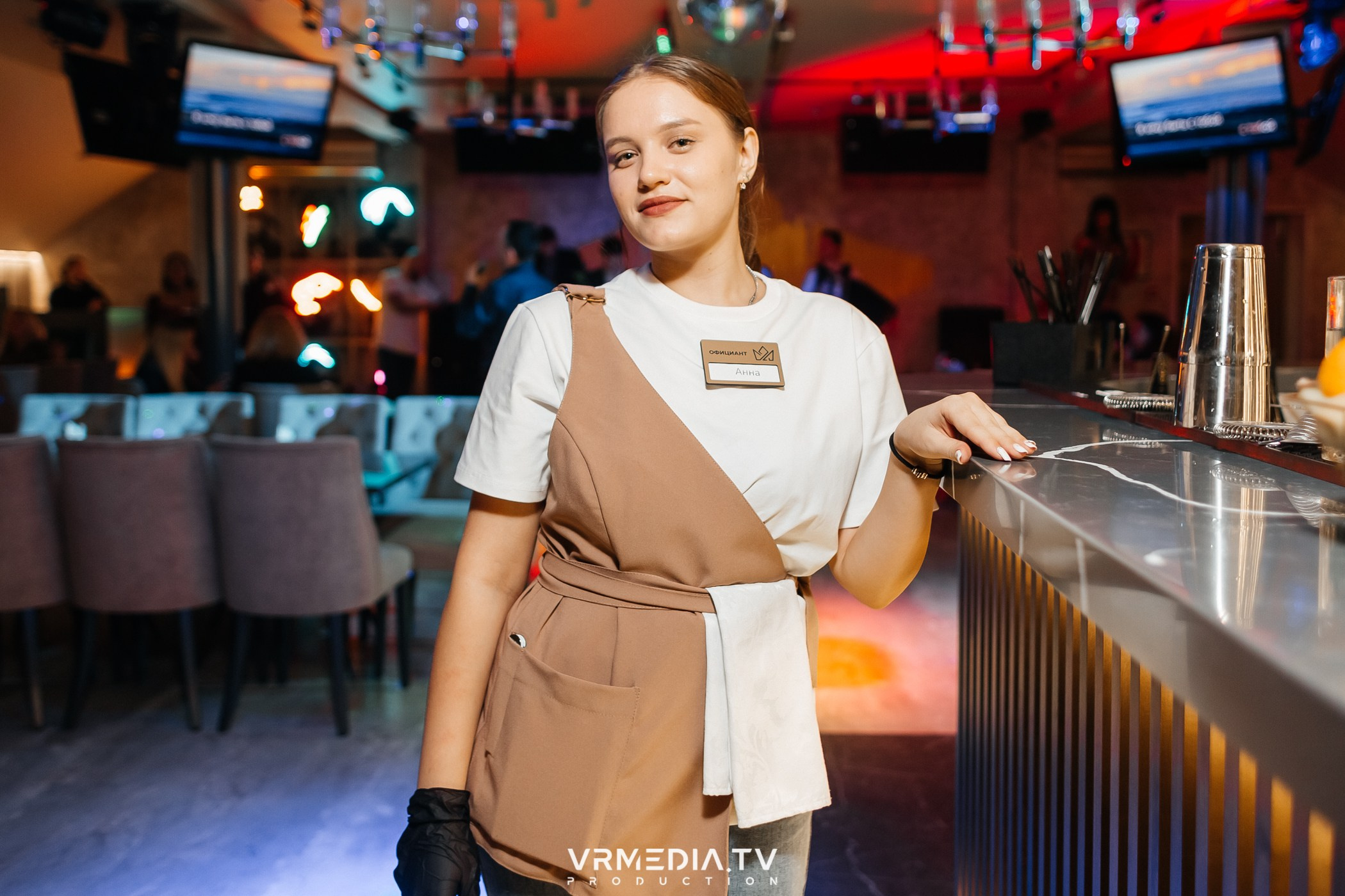 Открытие караоке-зала в «Империи»