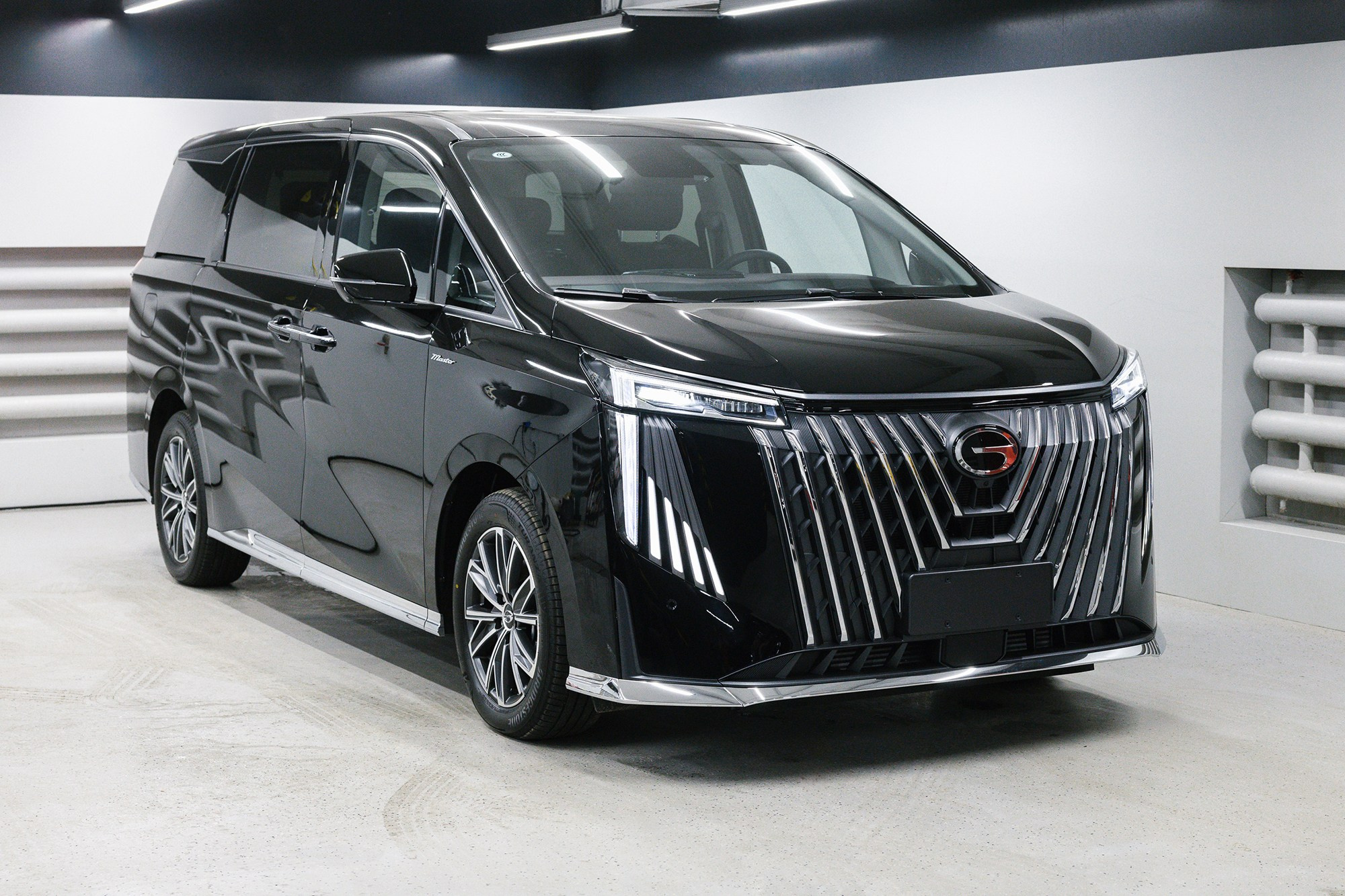 GAC M8 2.0T GDI AT (231 л. с.). Автосалон «Х-Авто»