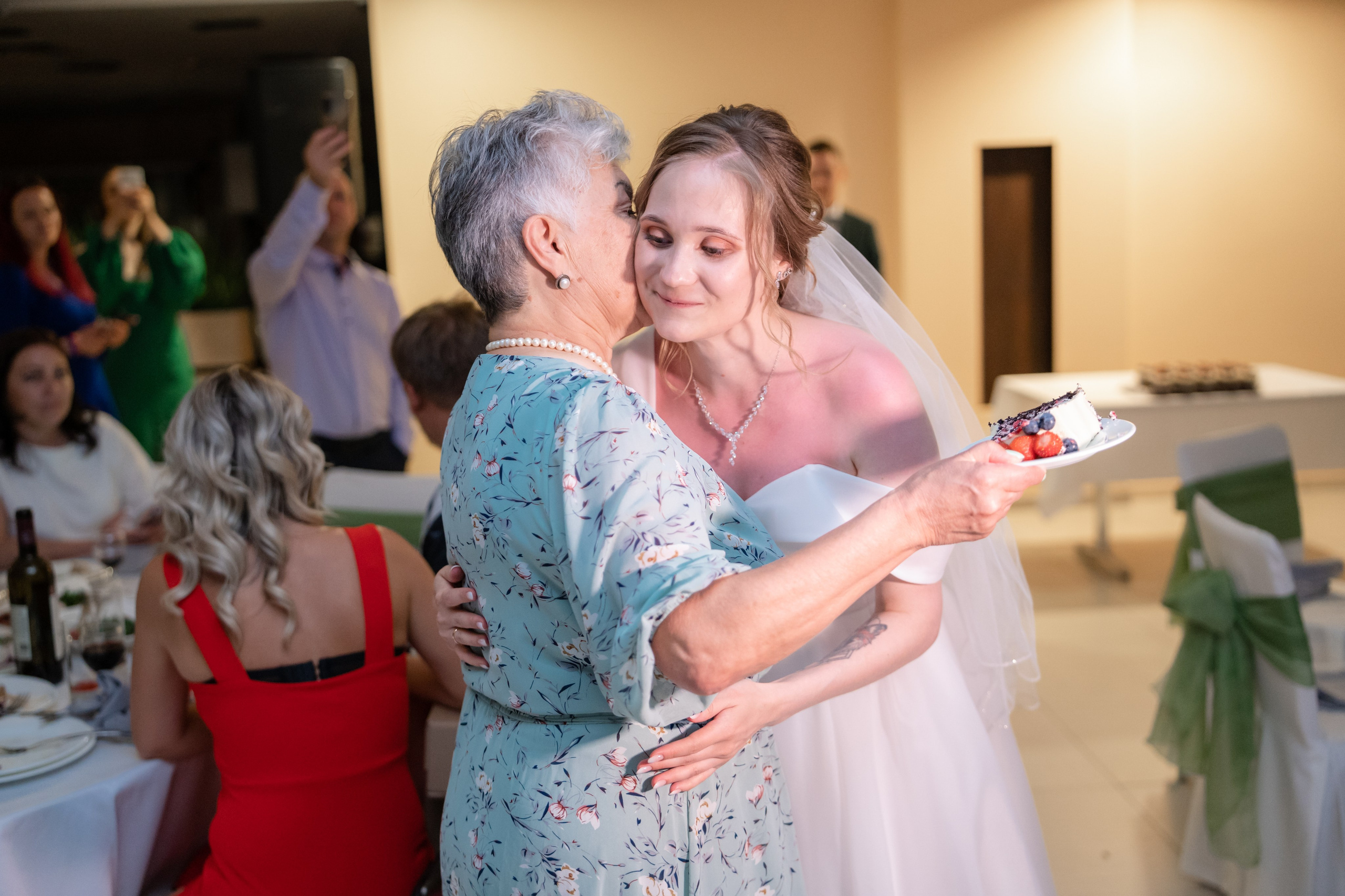 Настя и Кирилл. День свадьбы. Репортажный и интерьерный фотограф Александра Солдатова