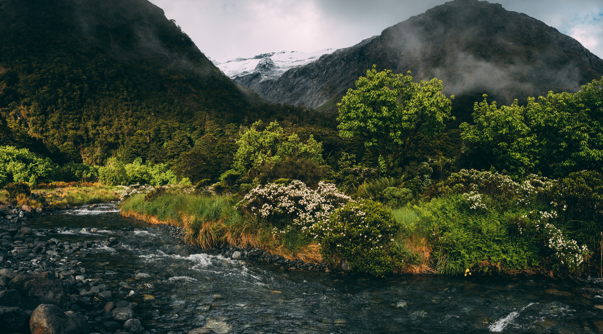 New Zealand. Serge Sadov about landscape, cityscape, travel