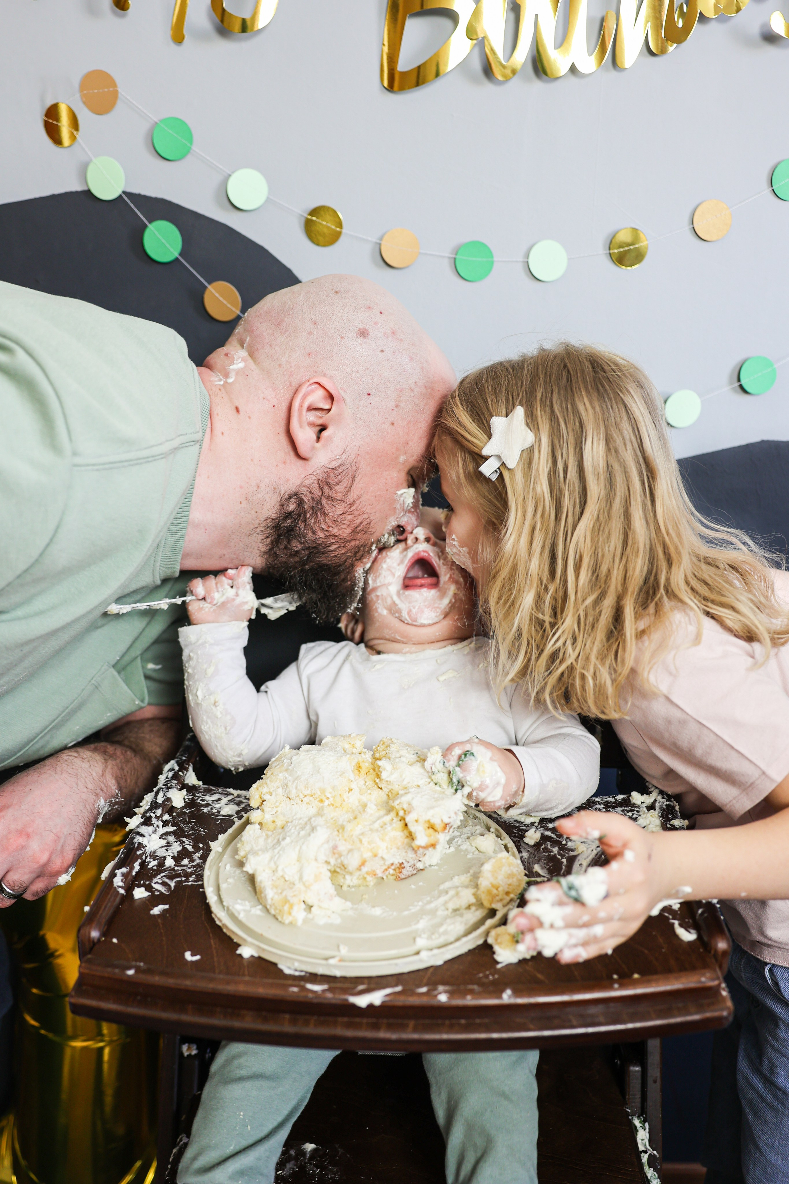 Ванечка и краш-торт. Оксана Ромашкина- семейный и ньюборн фотограф из Москвы
