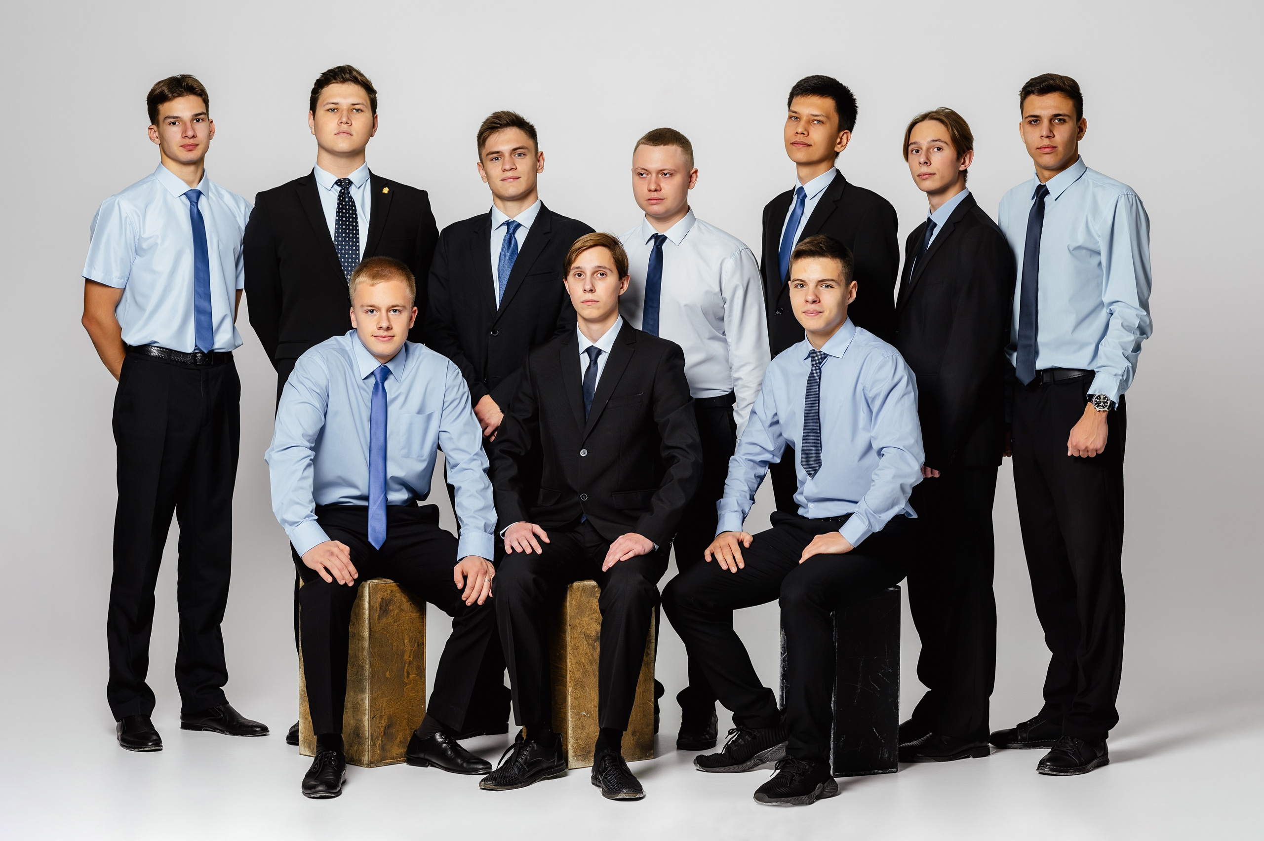 Выпускные альбомы старшеклассников. Дом детской фотографии Арсюткиной Наталии™