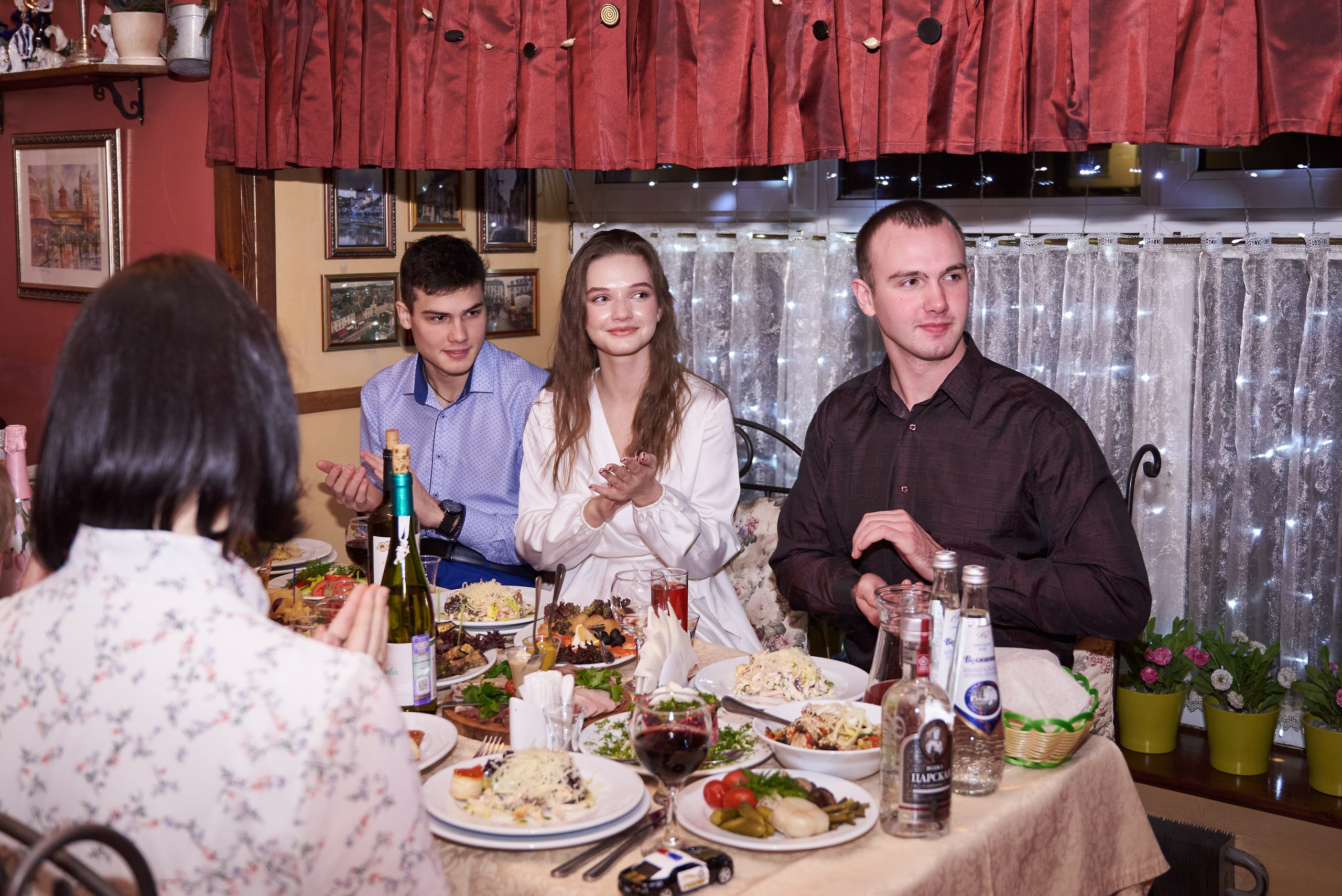 Торжества (юбилеи, корпоративные мероприятия). Выпускные Альбомы в Нижнем Новгороде