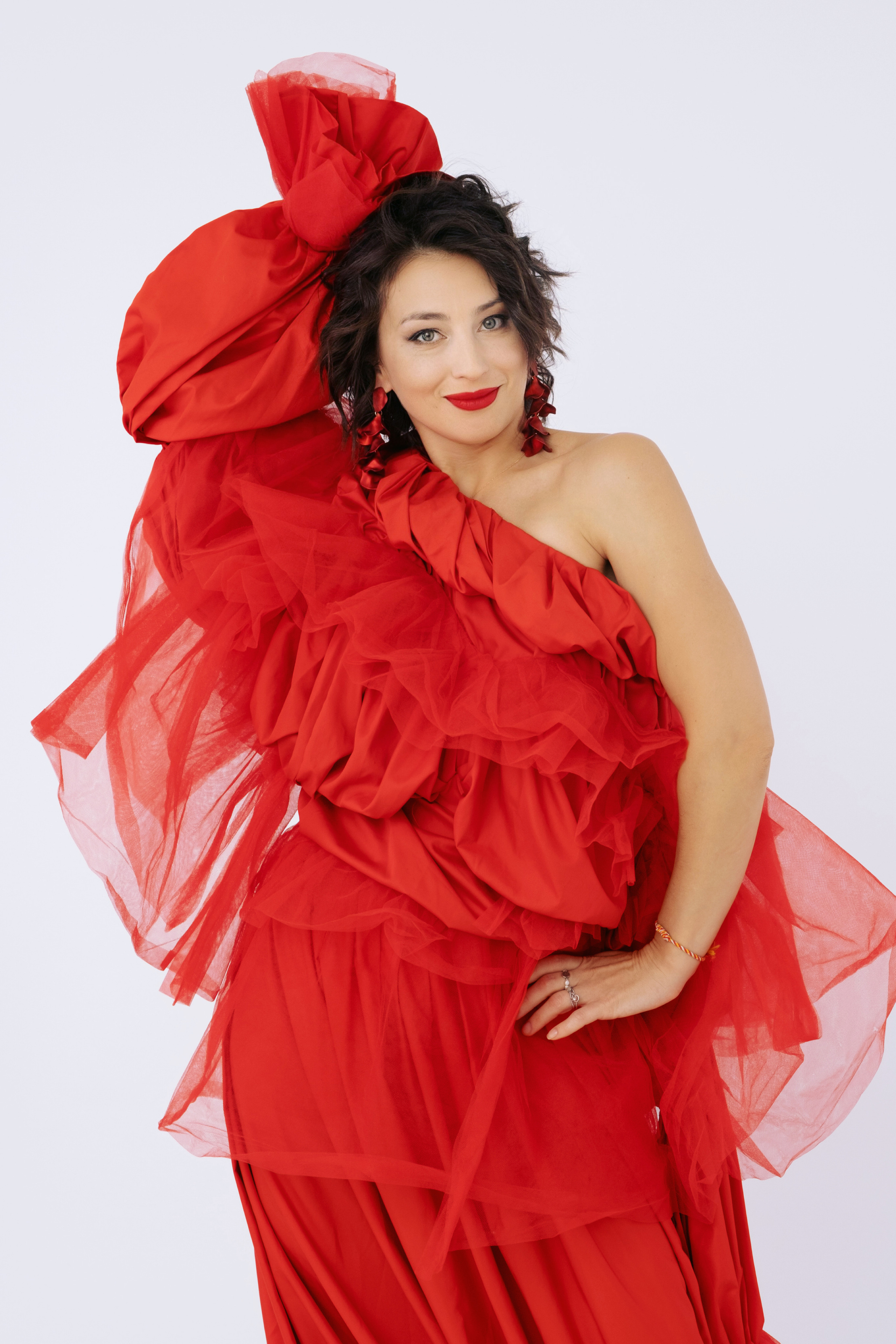 Красное платье и женщины, которые его носят. Фотограф в Москве Ирина Иванова