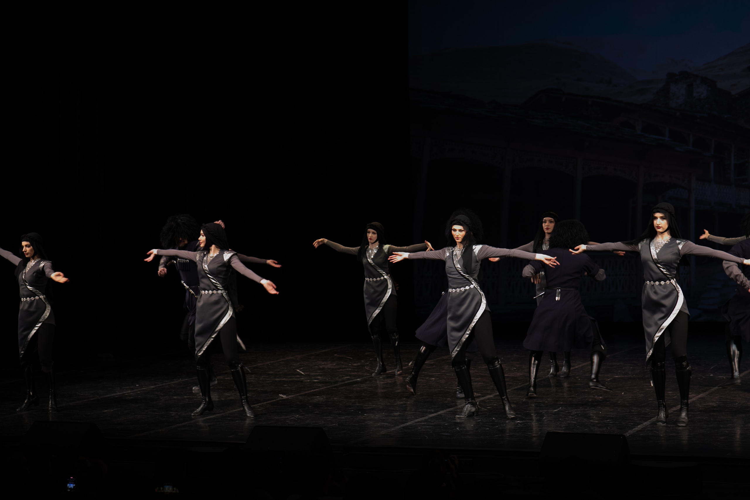 Концерт, грузинские танцы. Art photographer Nino