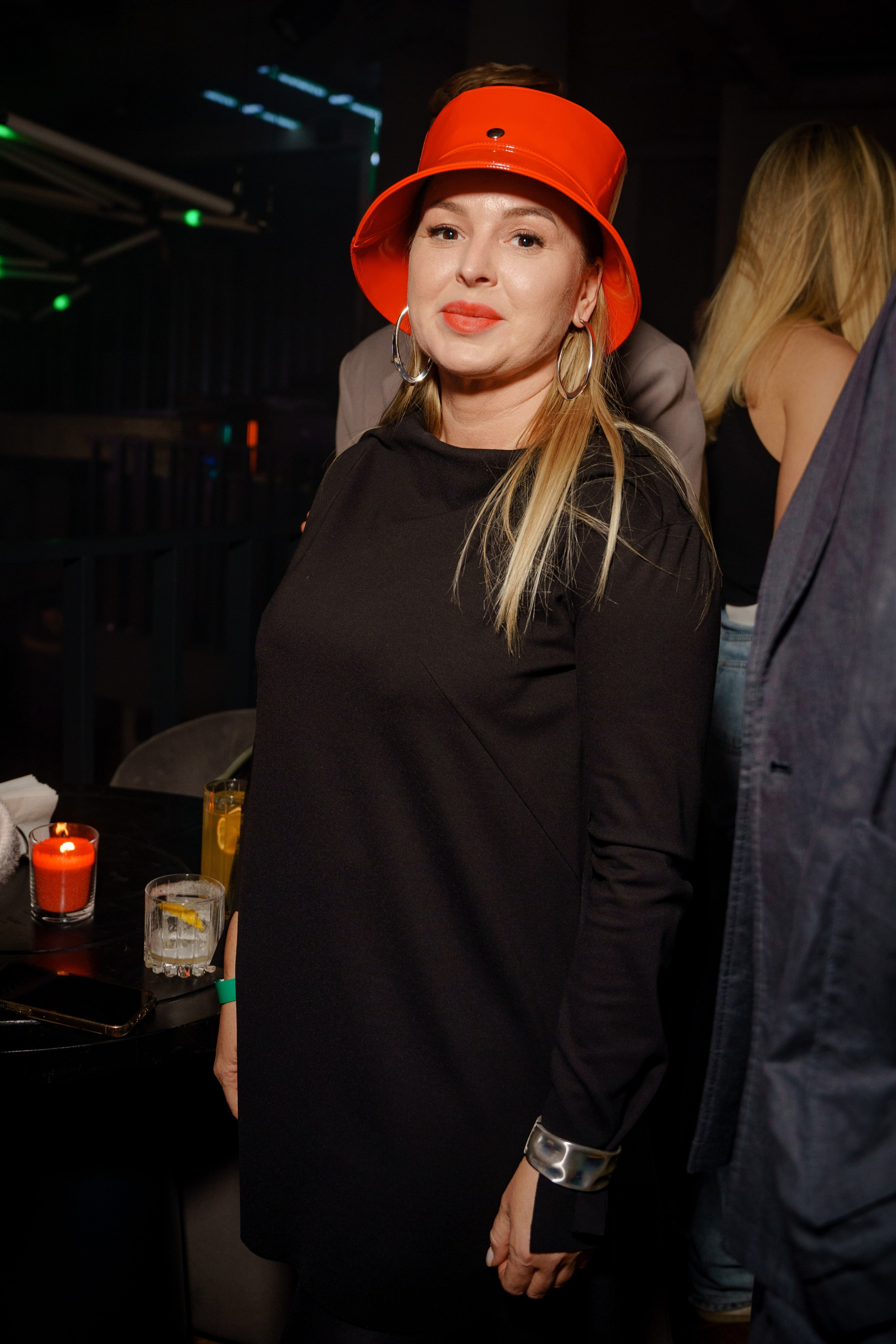 Вечеринка OSNOVATELI.LIVE репортажный фотограф Саша Дружинина. Репортажный фотограф в Москве Саша Дружинина