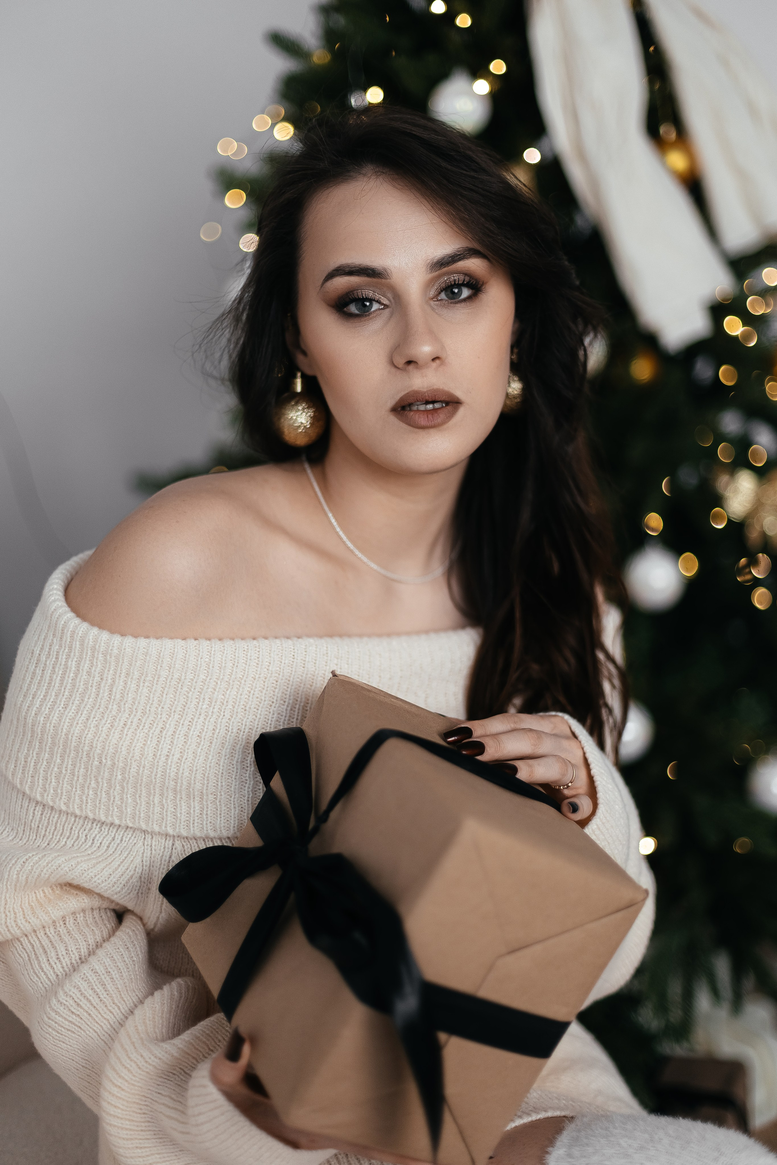 Ира. Главная