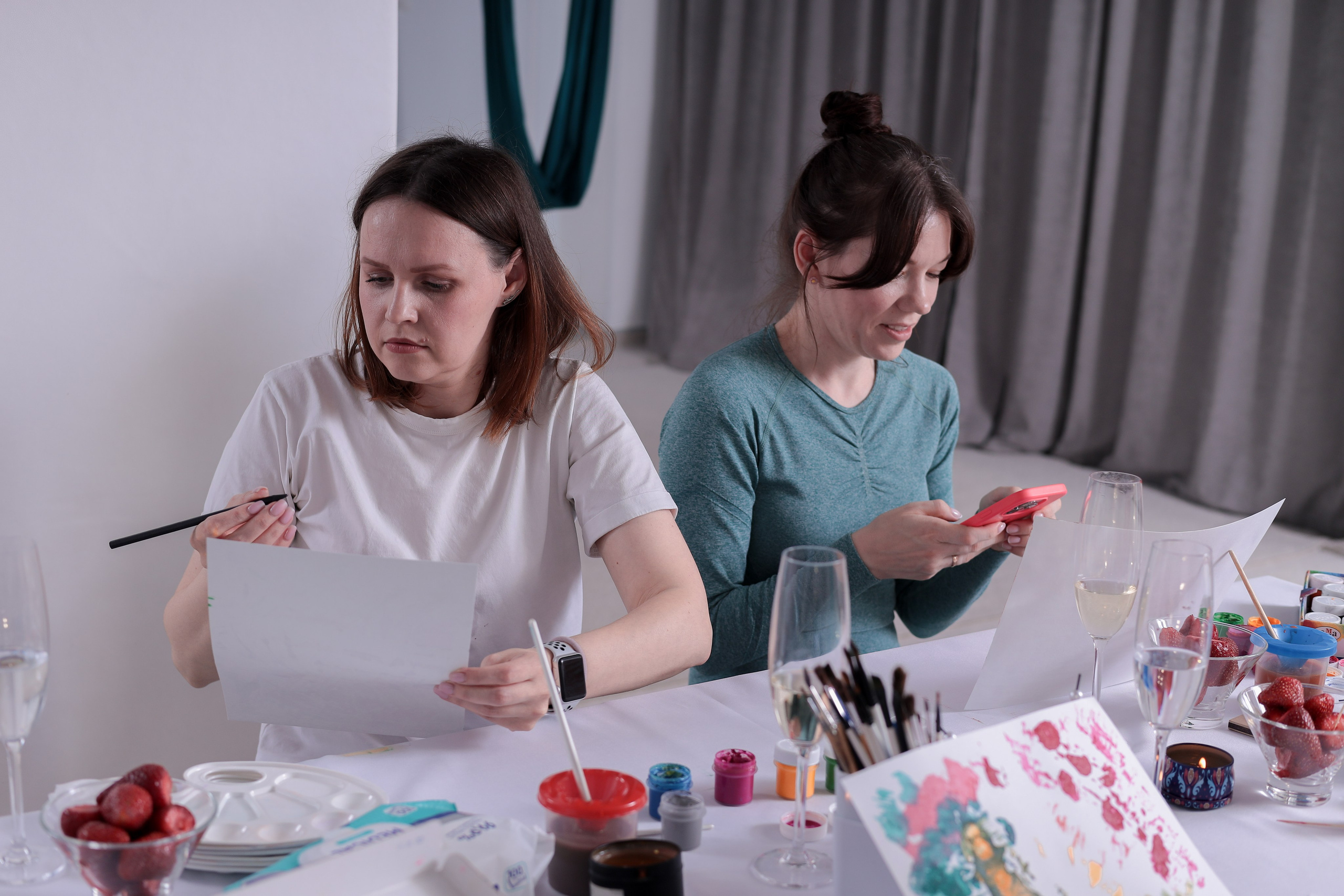 Арт-терапия + аэройога. Фотограф Надршина Лилия