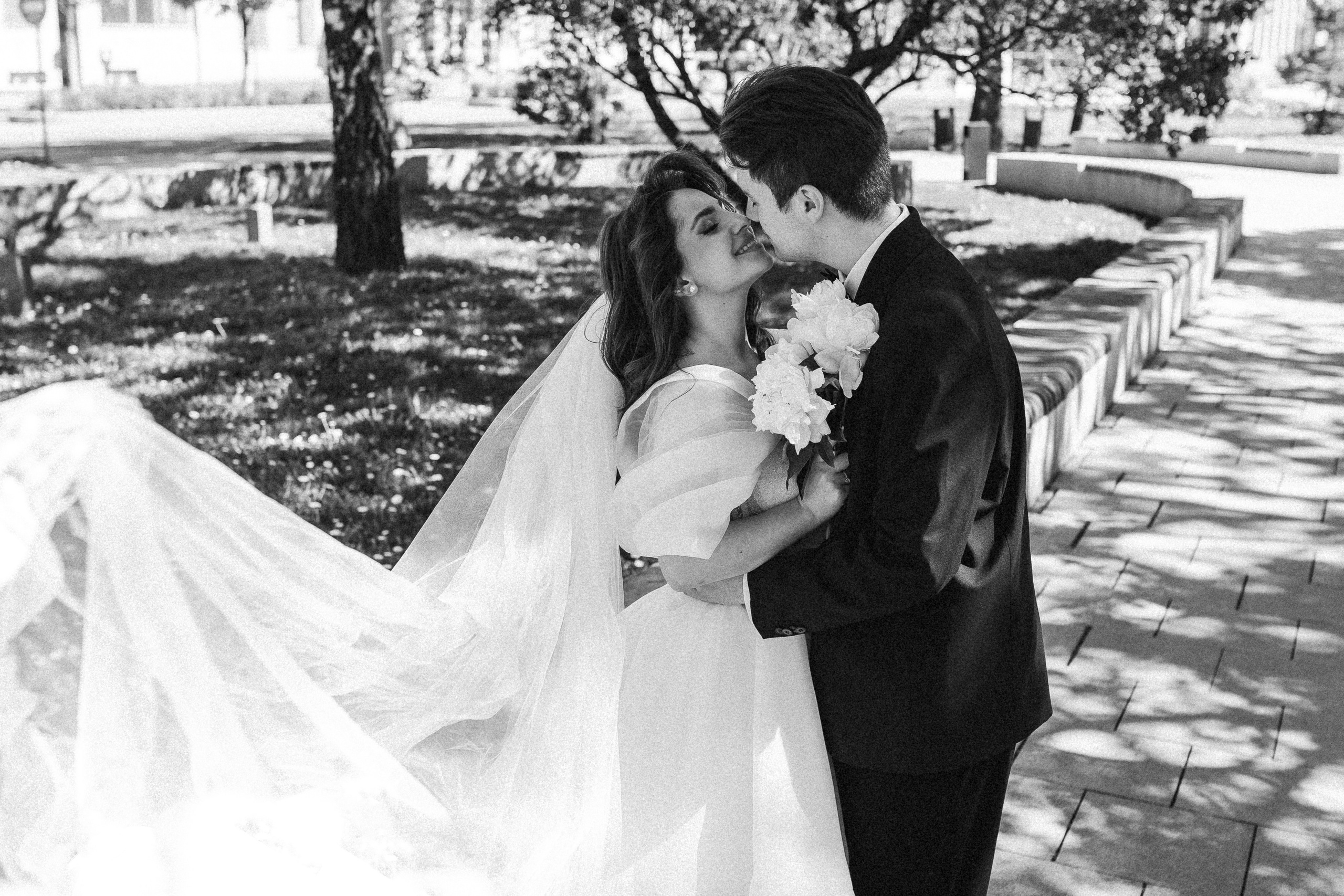 Свадебная фотопрогулка в Москве по центру города. Свадебный фотограф в Москве Анна Полушина