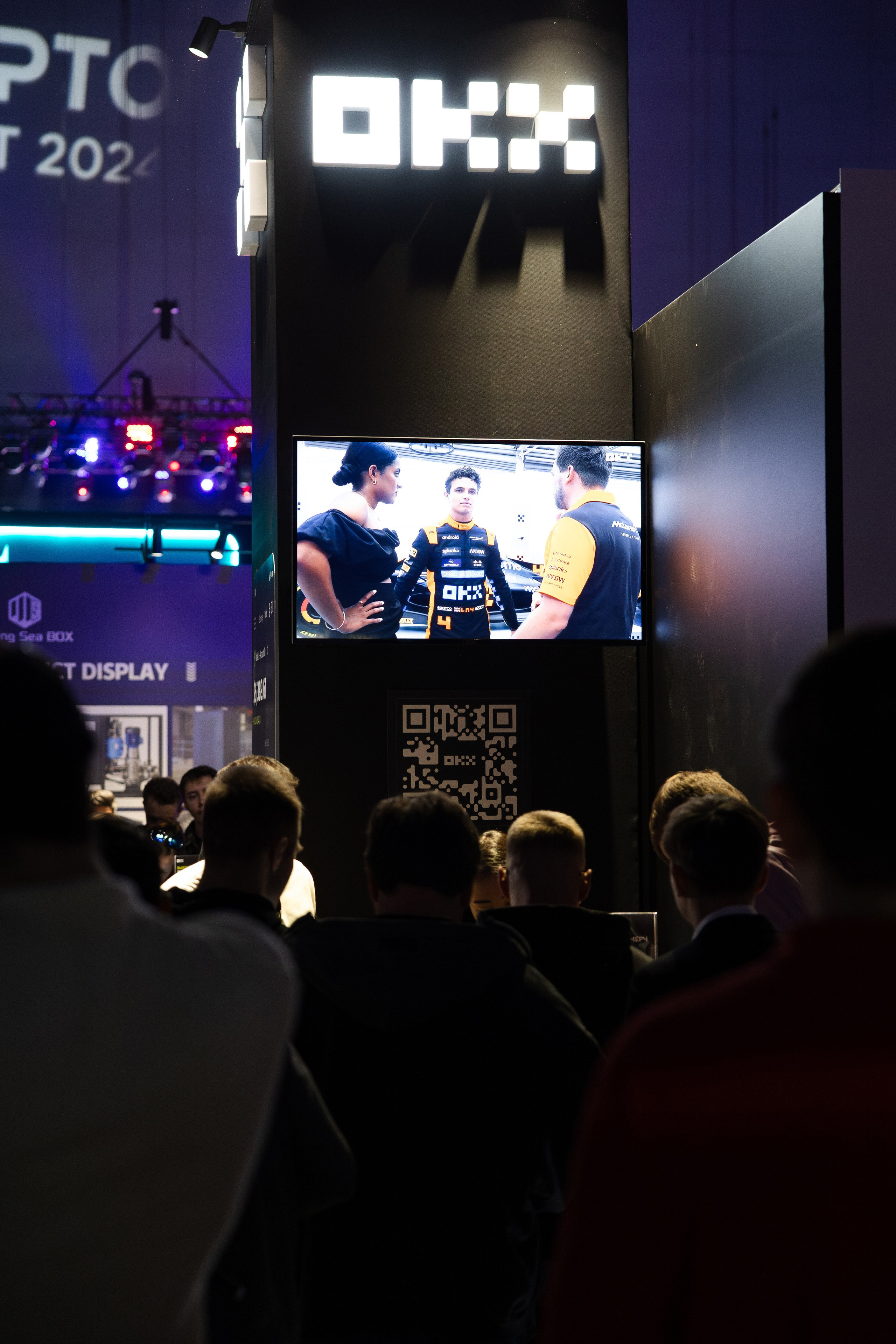 Crypto Summit (1). Свадебный репортажный фотограф в Москве