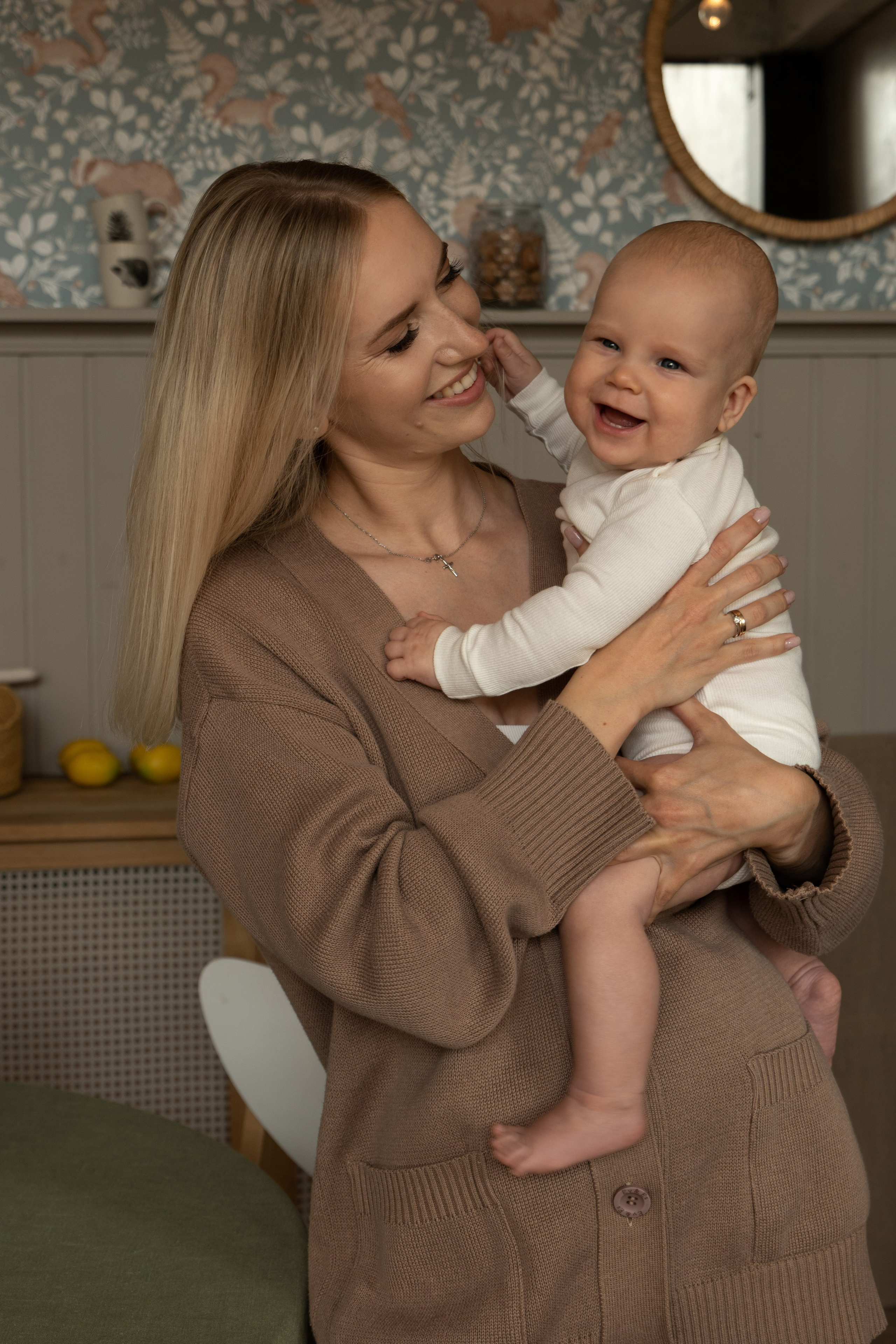 Студийная семейная фотосессия. Фотограф видеограф Ольга Василевская