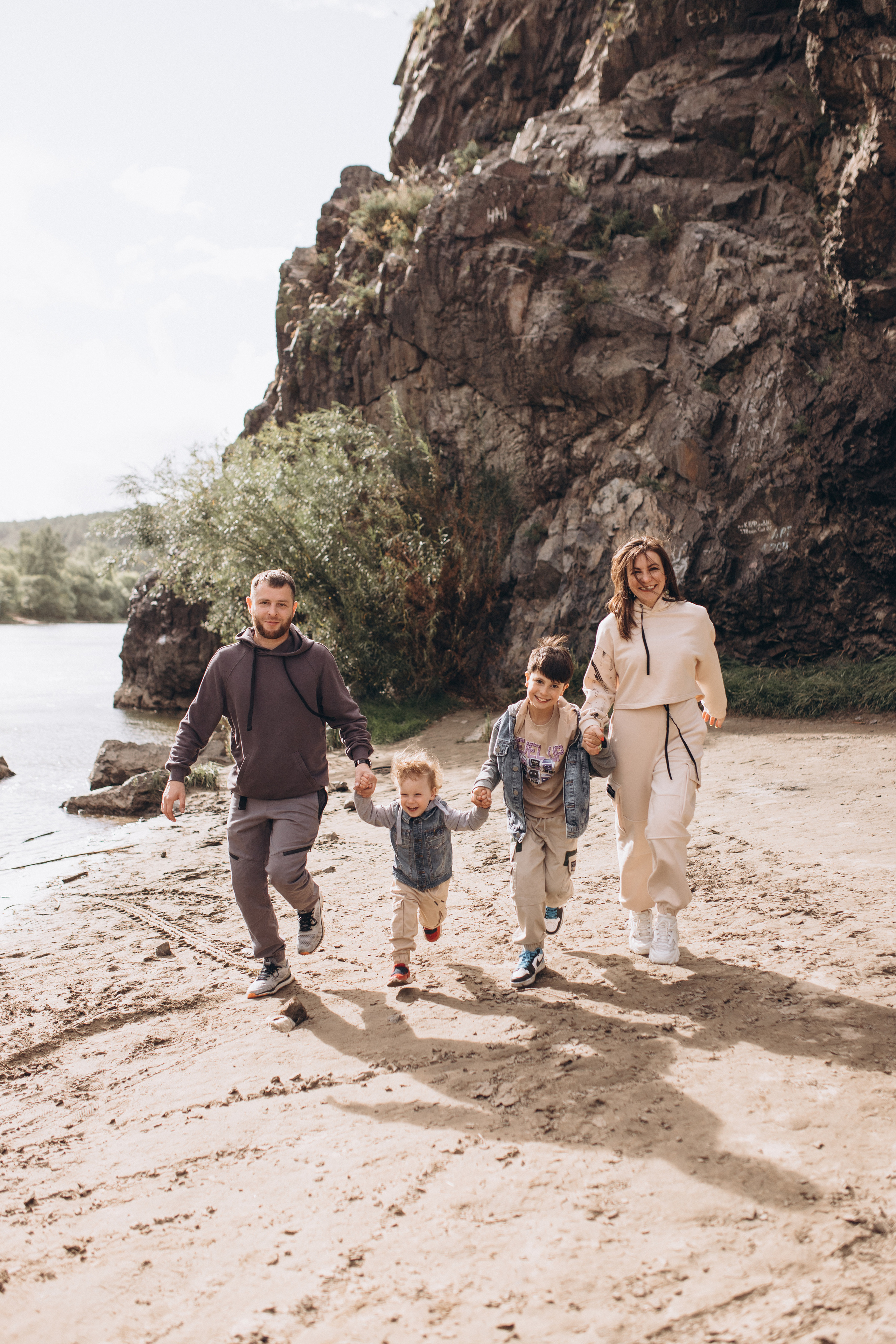 Между дождем и ливнем. Семейный, свадебный фотограф в Чите Екатерина Мельникова