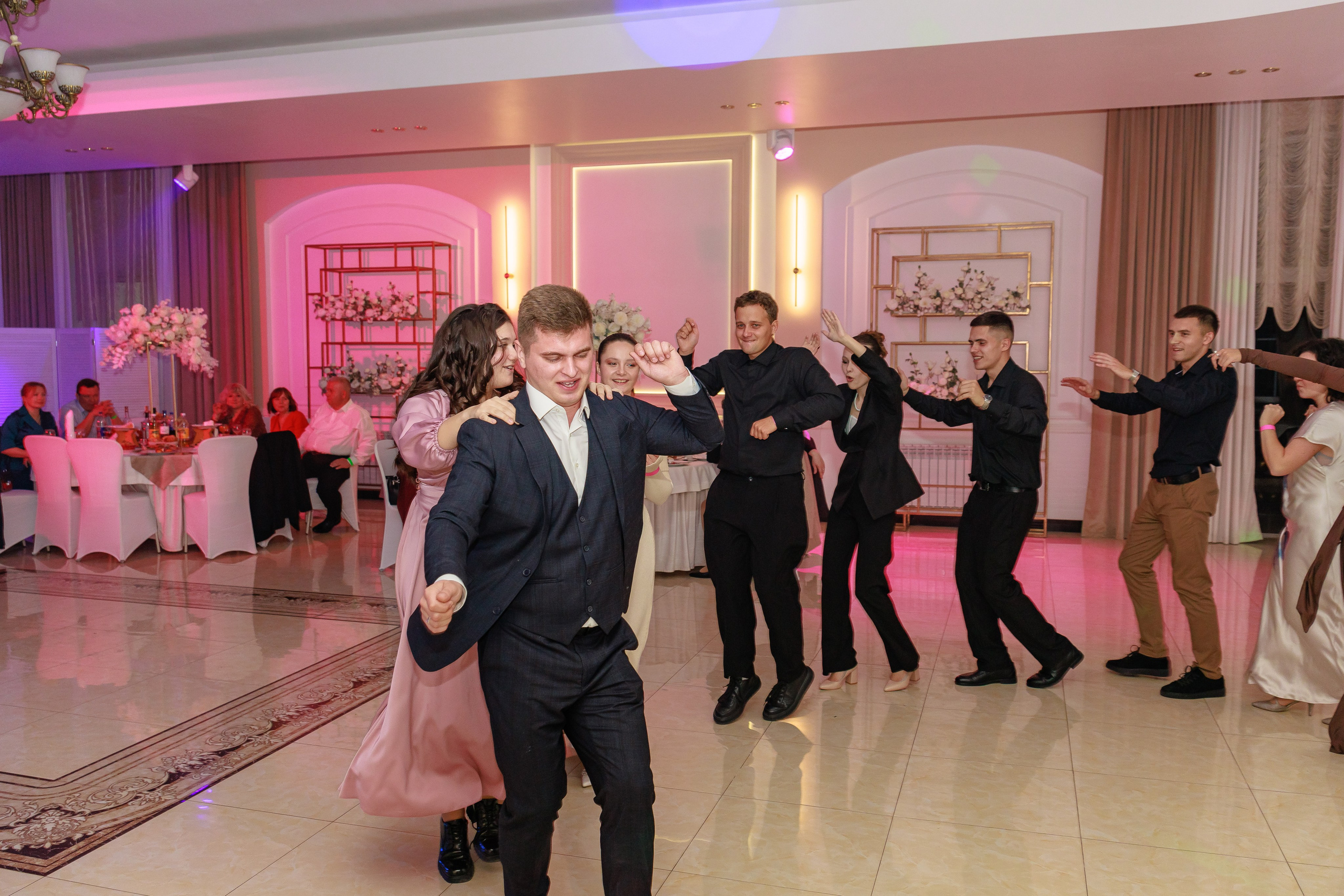 Данил и Сабина банкетный зал Beyaz Hall. Фотограф и видеограф в Крыму и Севастополе