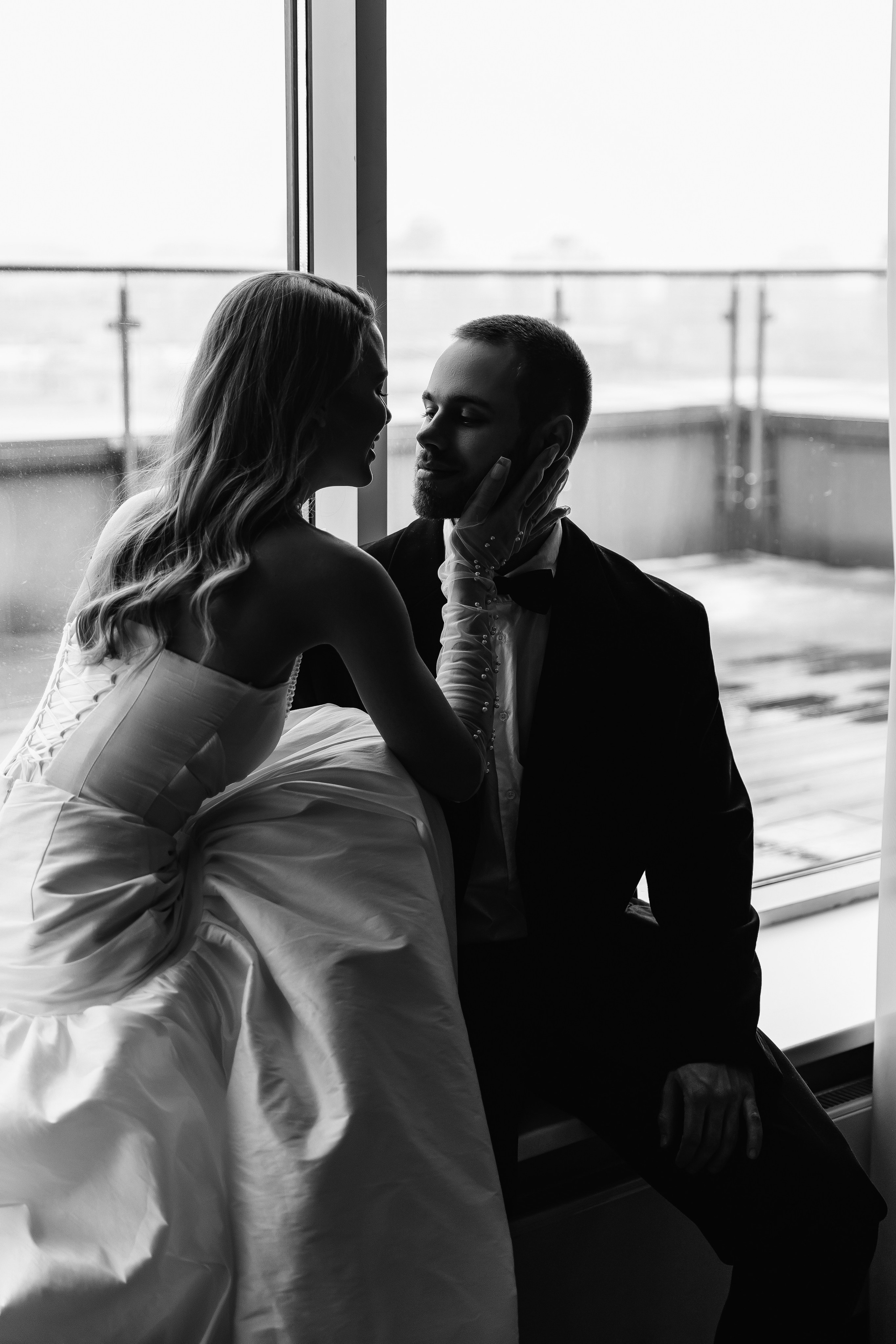 Свадебная съемка в отеле Continental. Главная