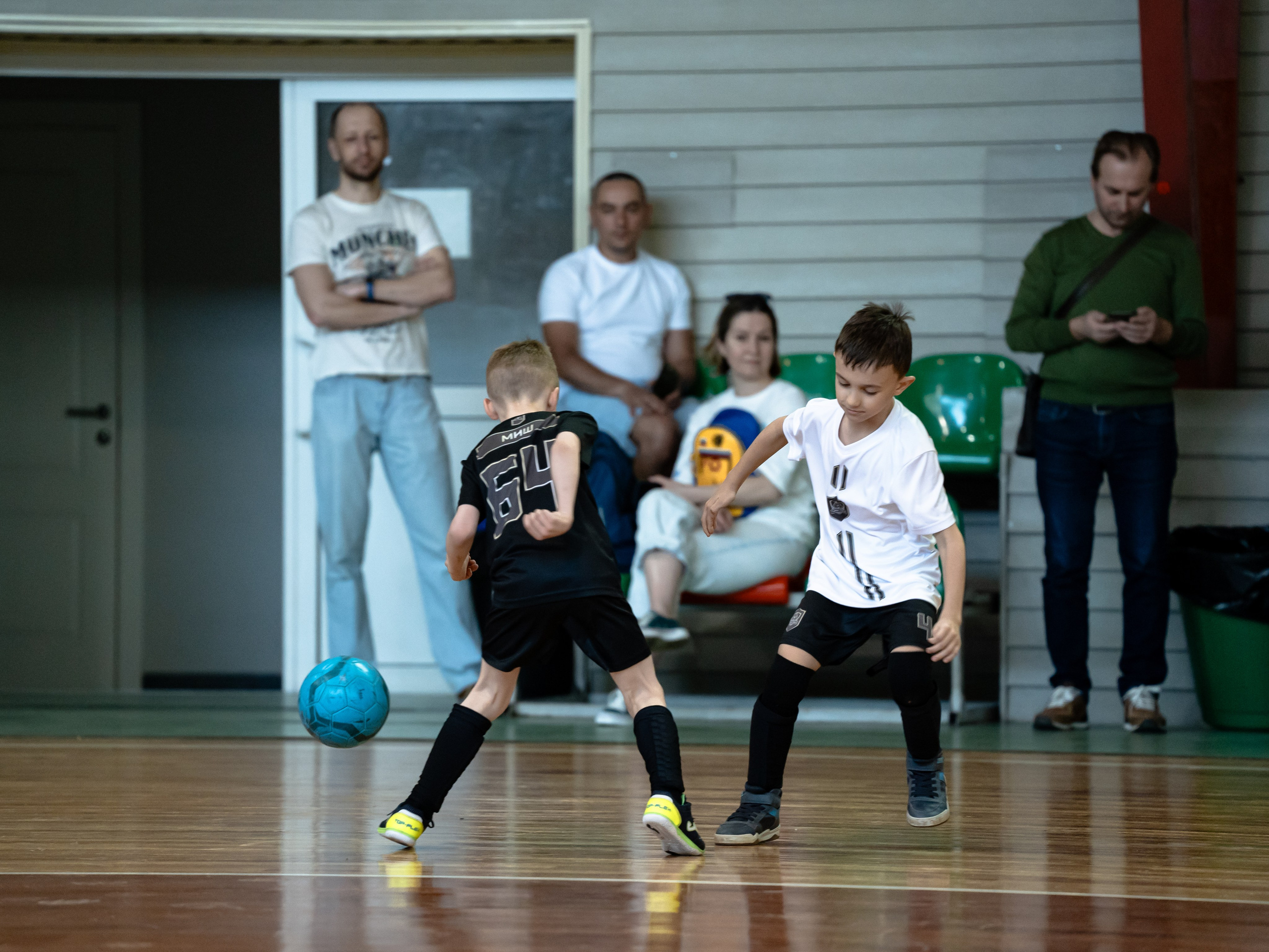 Тики-Така Противостояние 2025. Крамер Юлиана детский и семейный фотограф