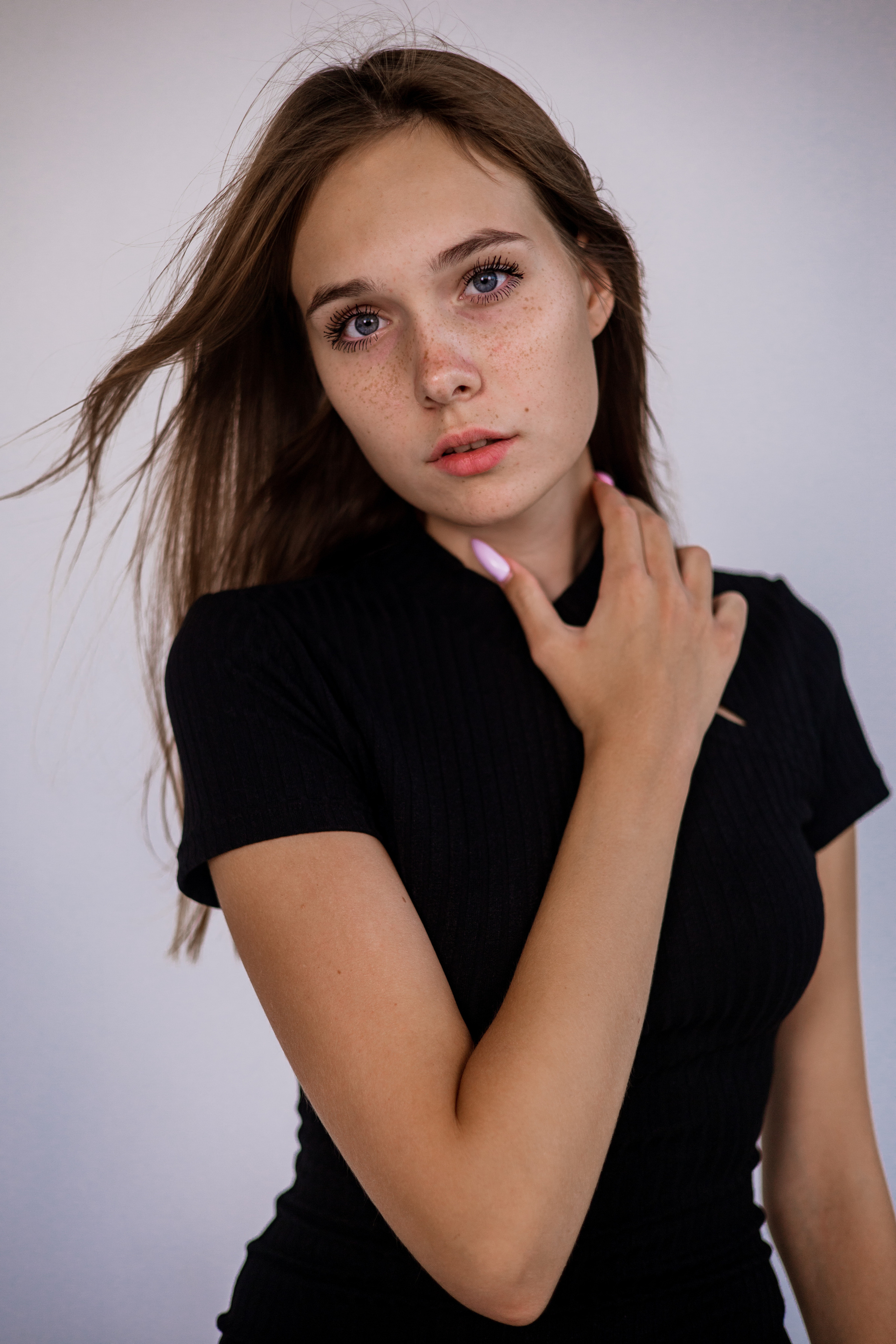 Виолетта студийная съемка. Gorbunova Alina Фотограф