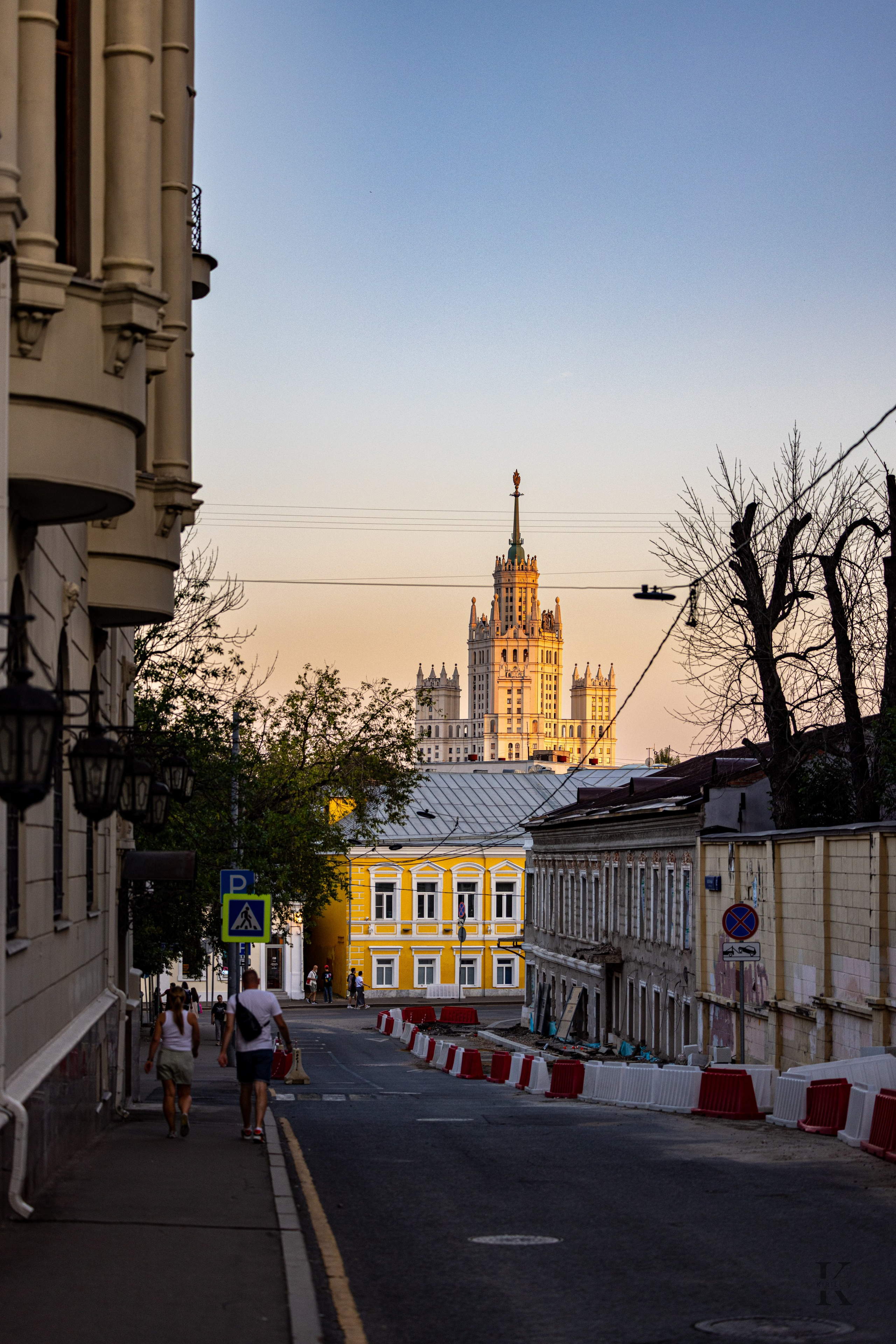 Москва. Июль 2025. Чистопрудный бульвар. Хитровка. Детали. Фотографирую жизнь! Московский фотограф волонтер