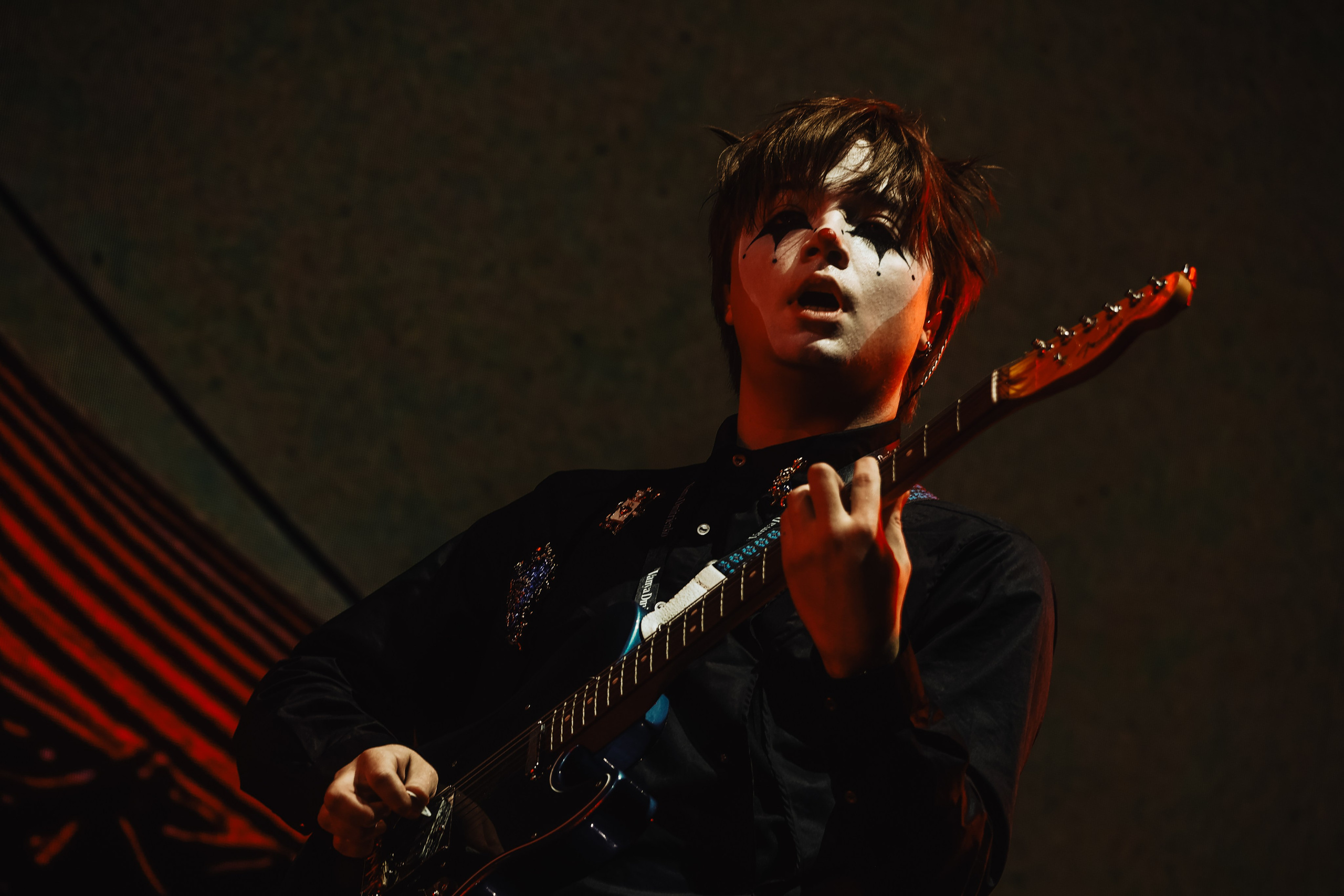 ВАНЯ ДМИТРИЕНКО