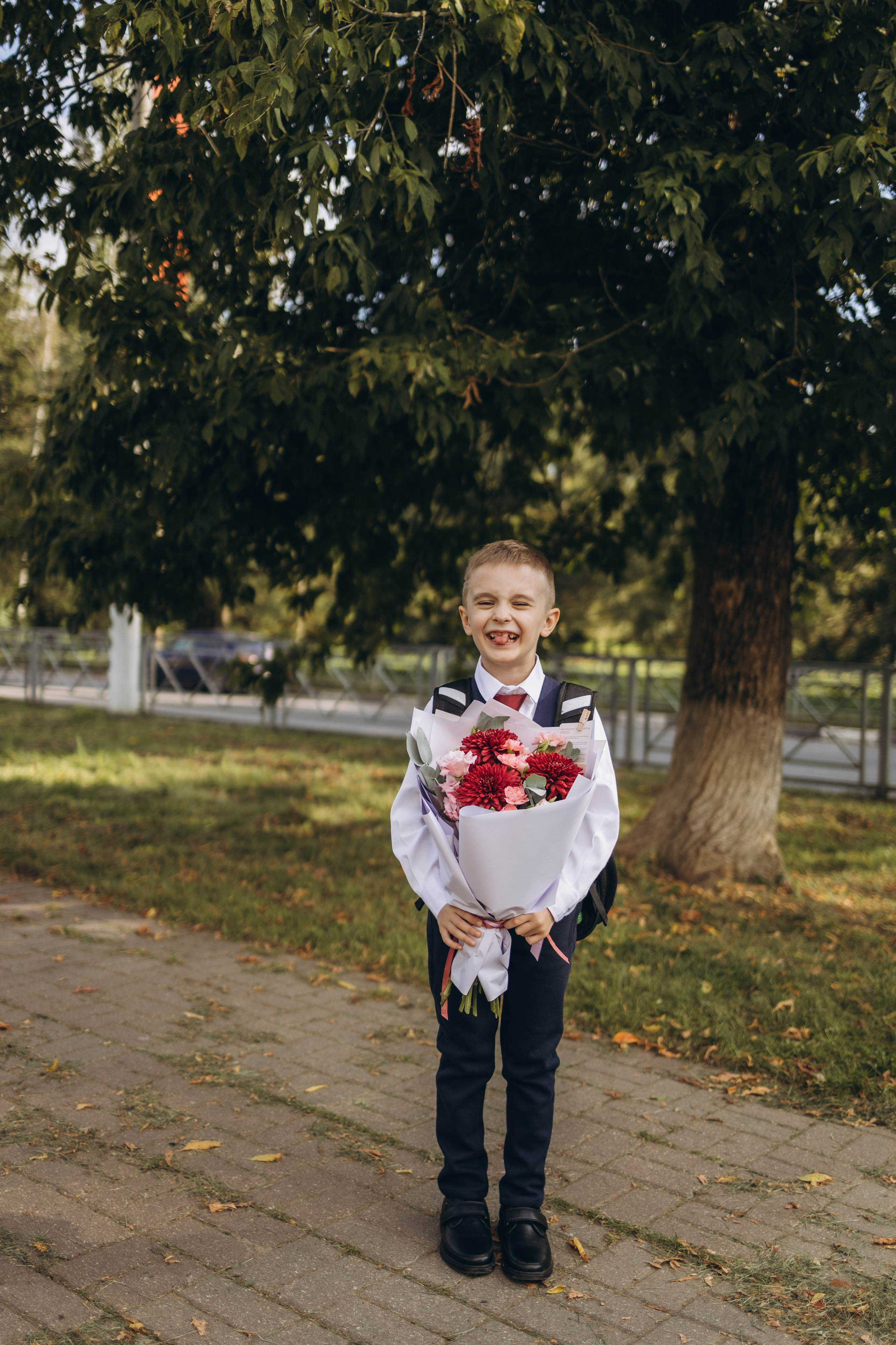 Первая школьная фотография Димули (1.09.2025 г.) г. Обнинск (Калужская обл.). Надежда Стар семейный и церковный фотограф в Жукове и Калужской области