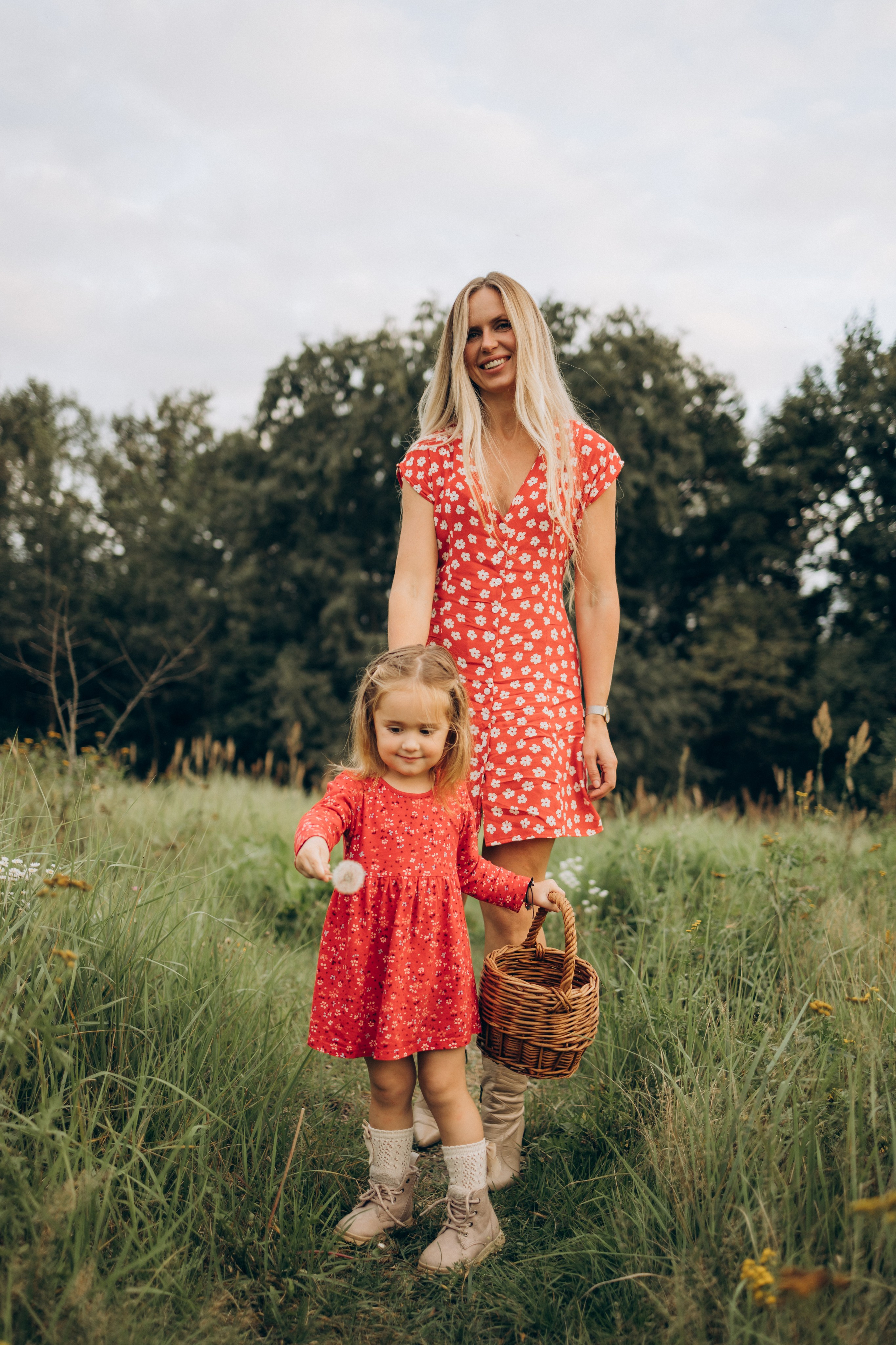 Мама и дочка (5.09.2025) г. Жуков (Калужская обл.). Надежда Стар семейный и церковный фотограф в Жукове и Калужской области