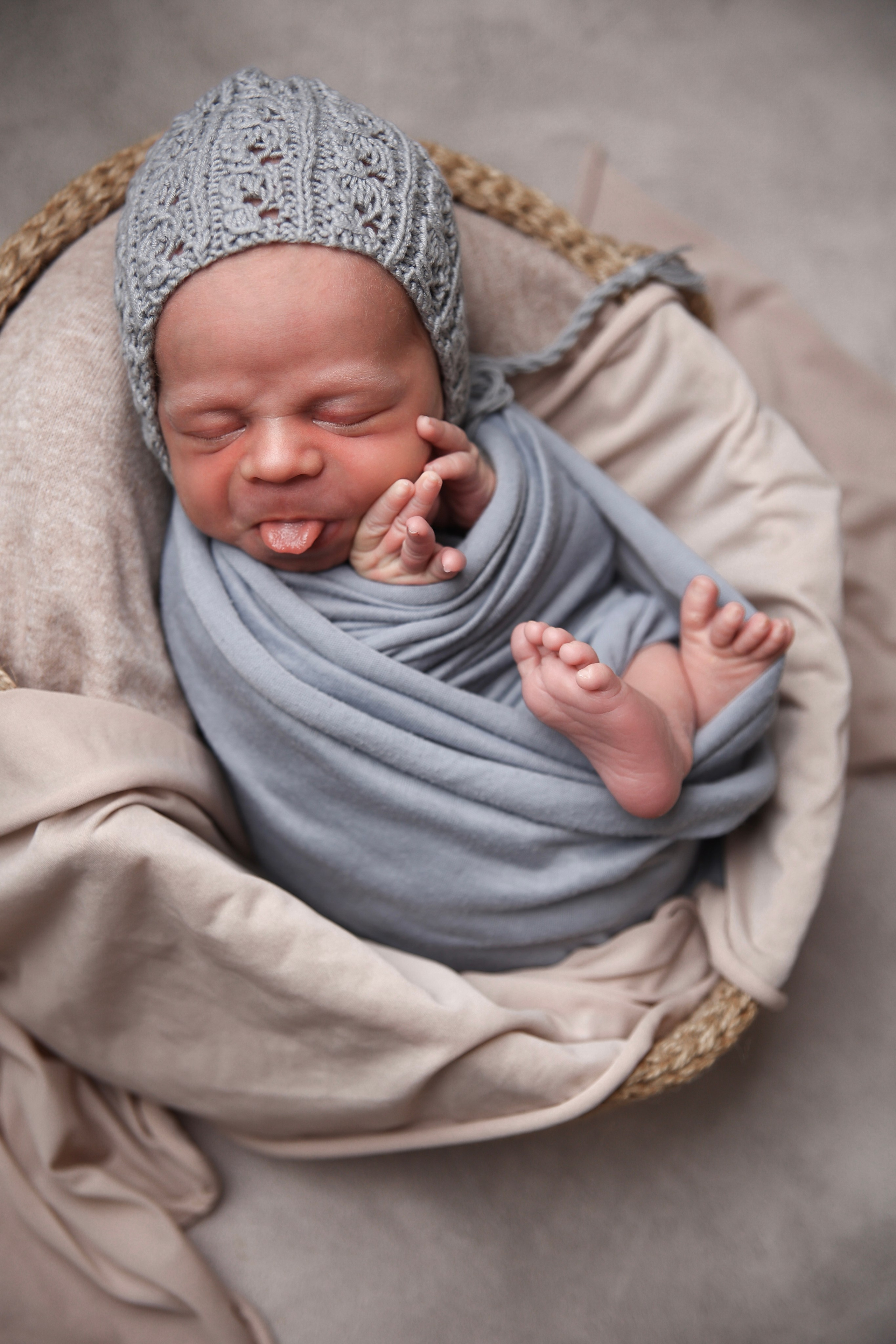 НОВОРОЖДЕННЫЕ до месяца. Мишугина Ольга Фотограф новорожденных, семейный и детский фотограф