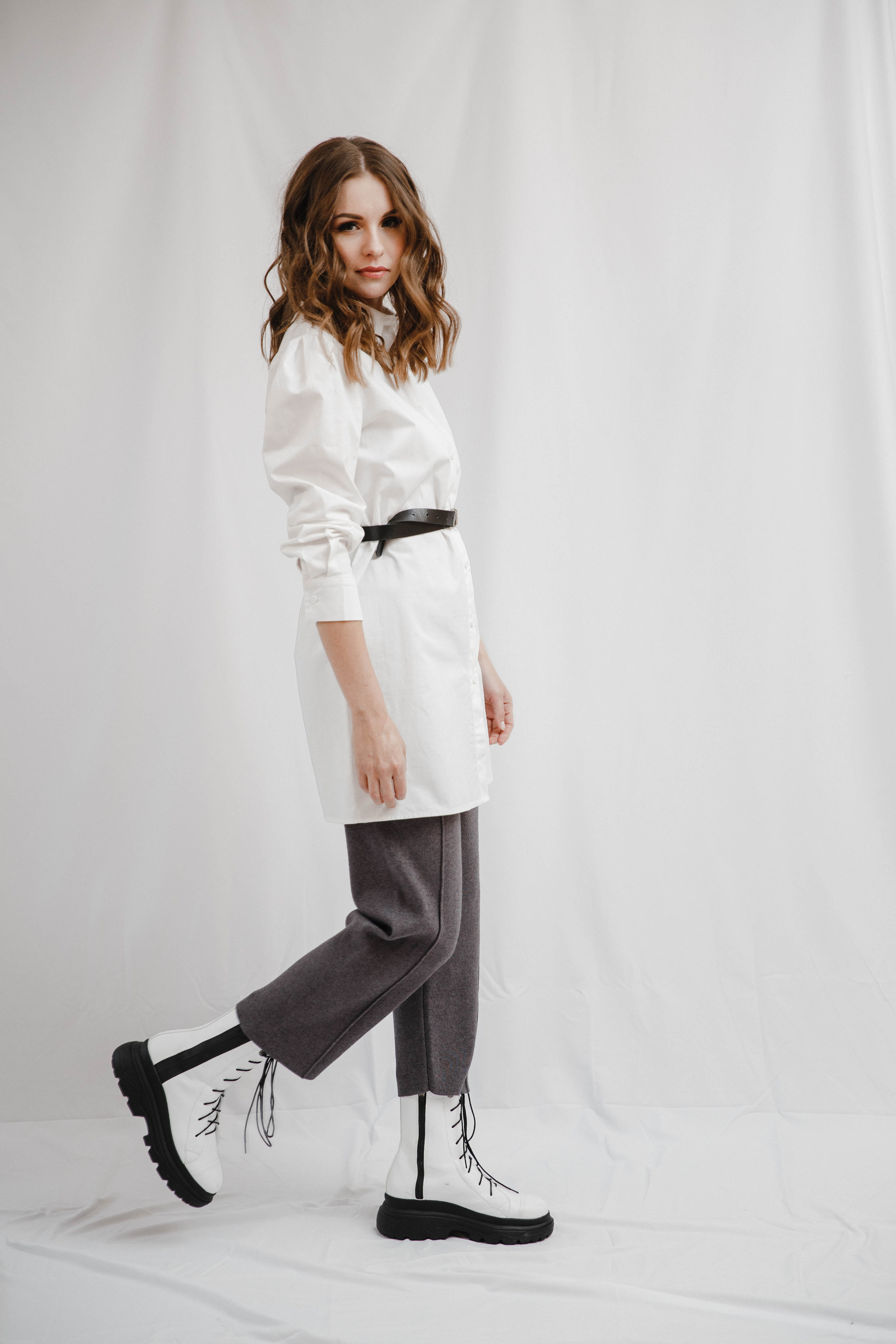 Контент-съемка для бутика женской одежды. Главная