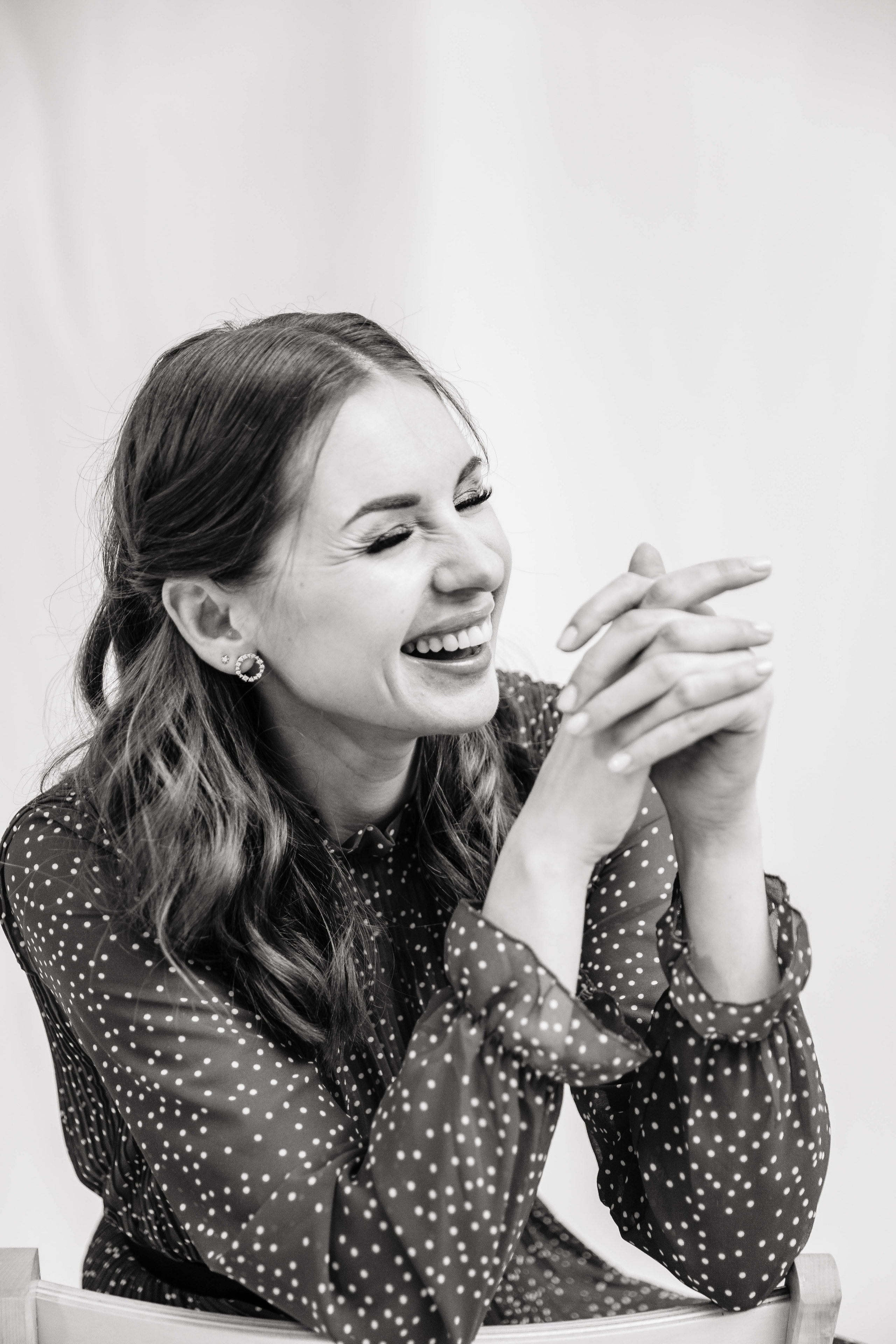 Контент-съемка для бутика женской одежды. Главная