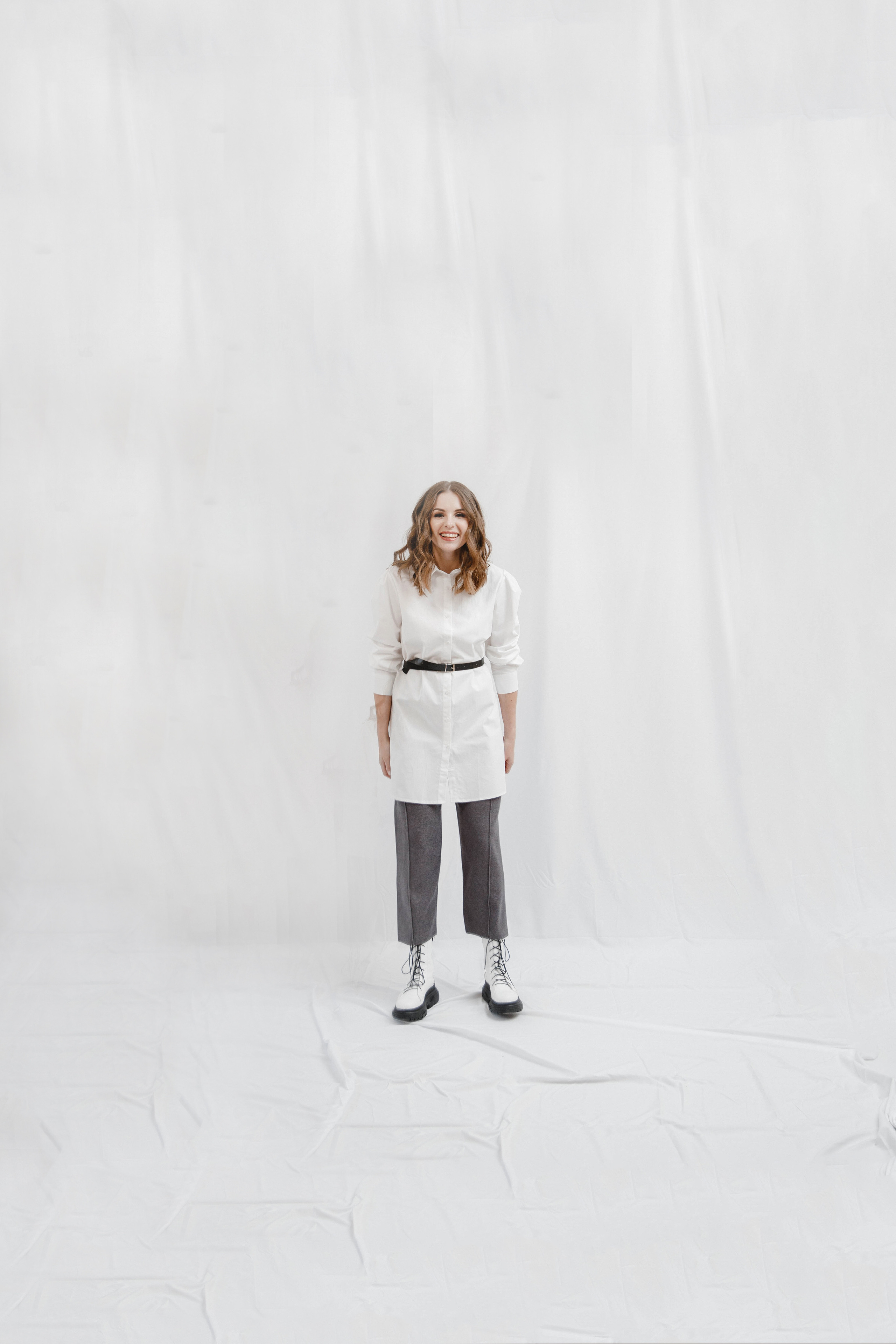 Контент-съемка для бутика женской одежды. Главная