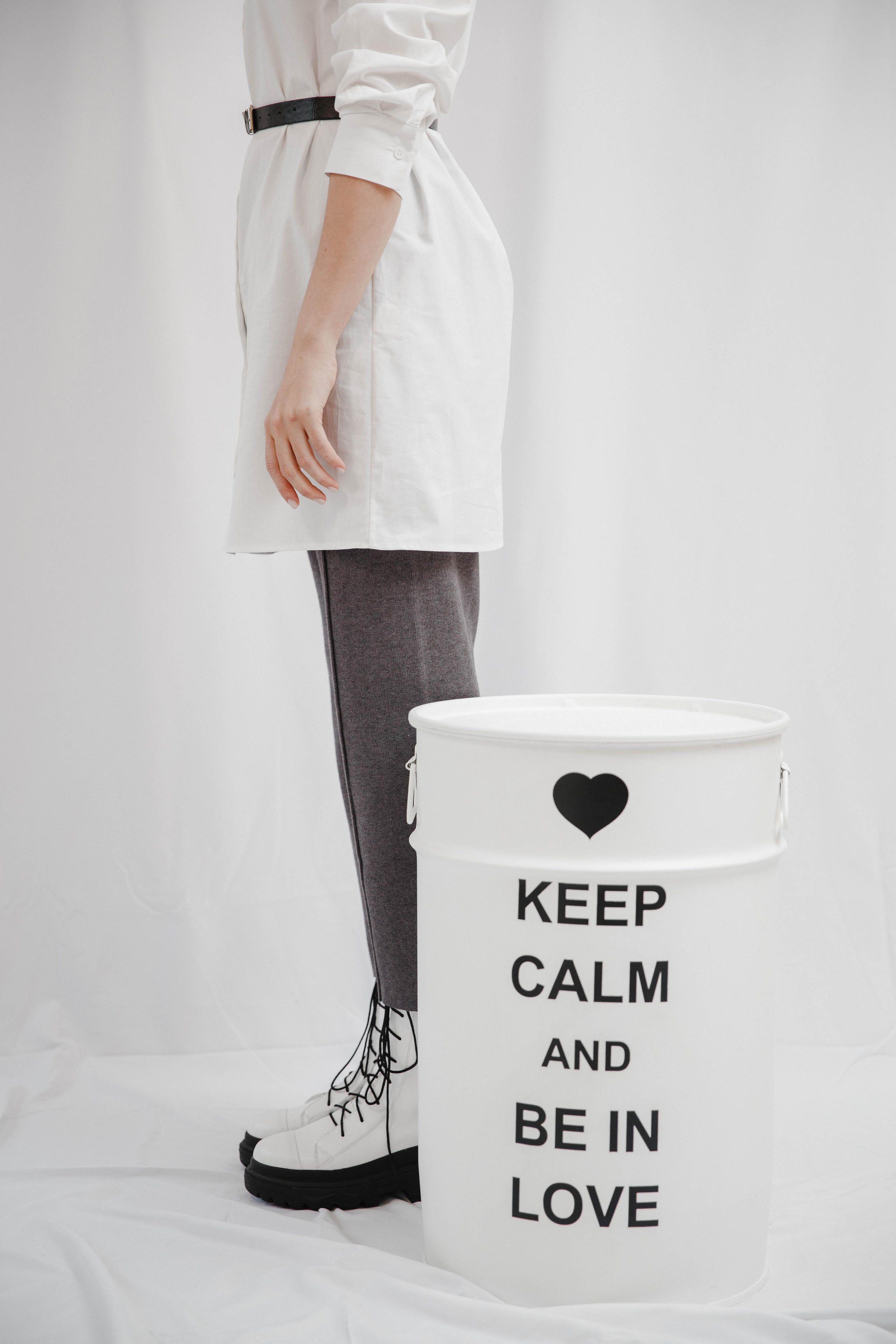 Контент-съемка для бутика женской одежды. Главная