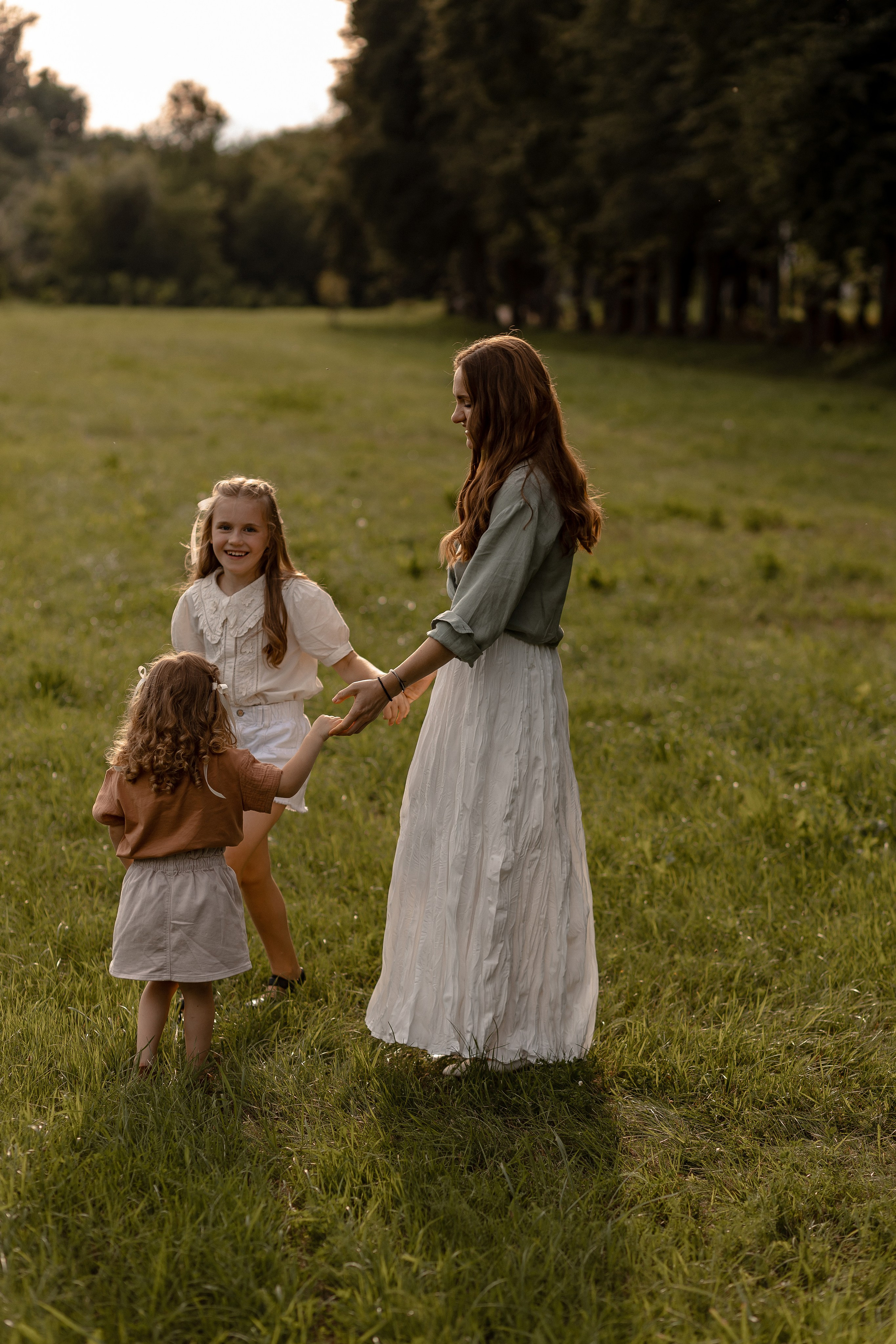 Юлия, Оливия, Эмилия. Свадебный фотограф Елена Ловцевич
