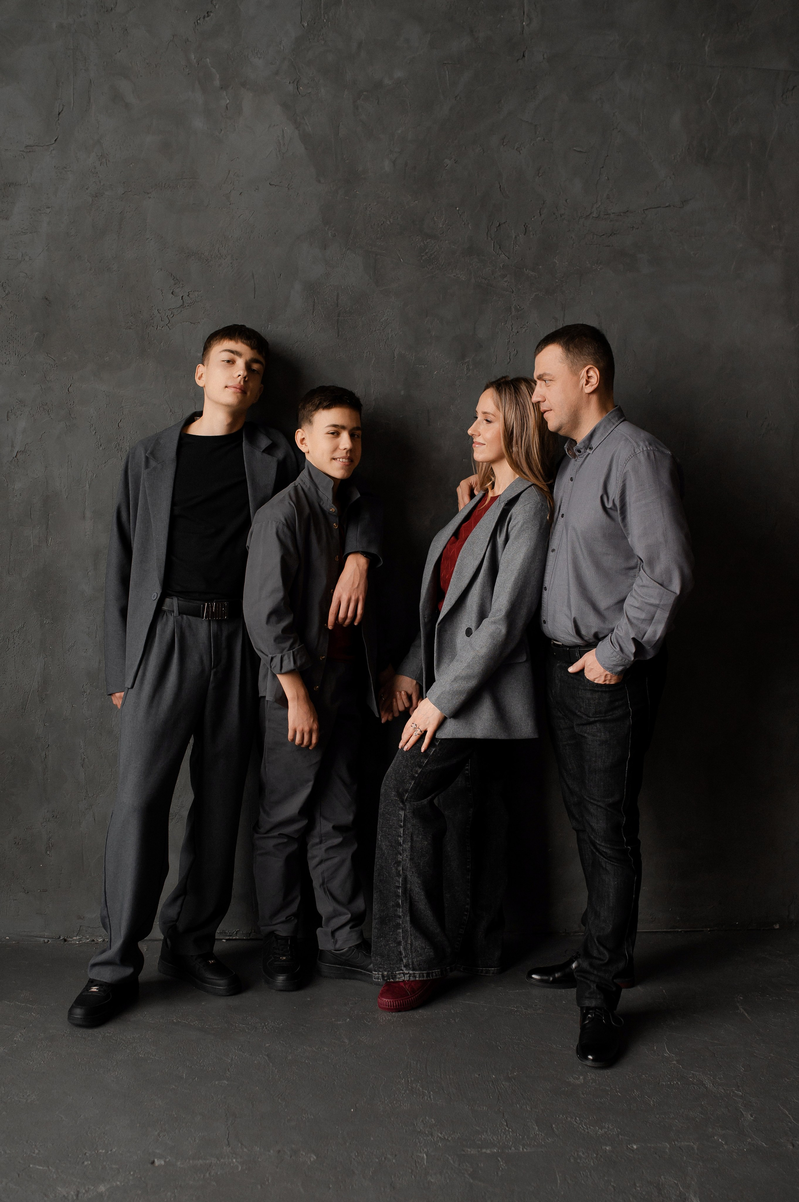 Семейная в студии. Фотограф Алексин, Тула