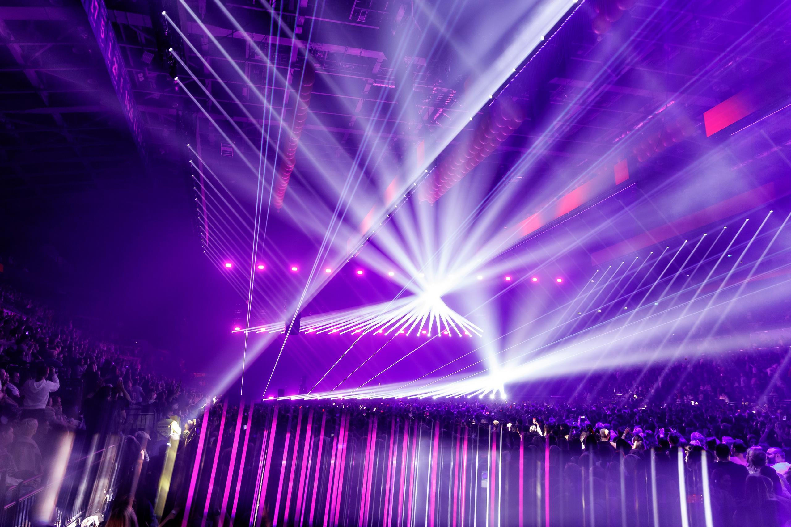 Руки Вверх, ВТБ-Арена. Фотограф Ольга Махалова — Санкт-Петербург, Москва, Нижний Новгород