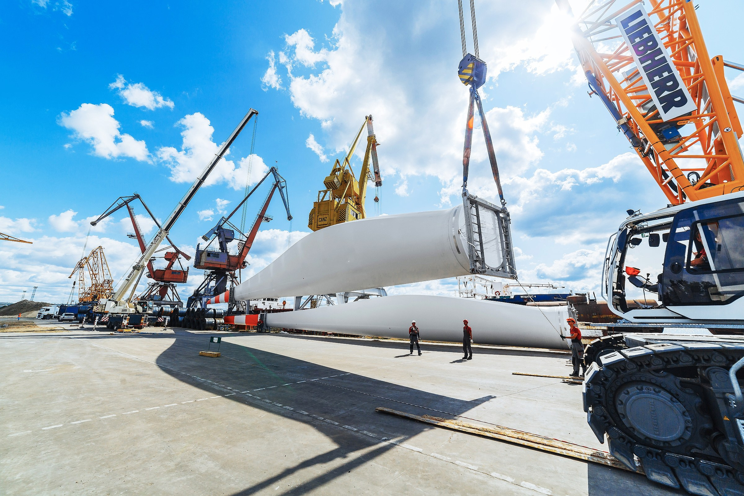MAMMOET транспортировка ветрогенераторов VESTAS в Казахстан. Фотограф на мероприятие, свадьбу в Тольятти, Самара | Демотченко Андрей