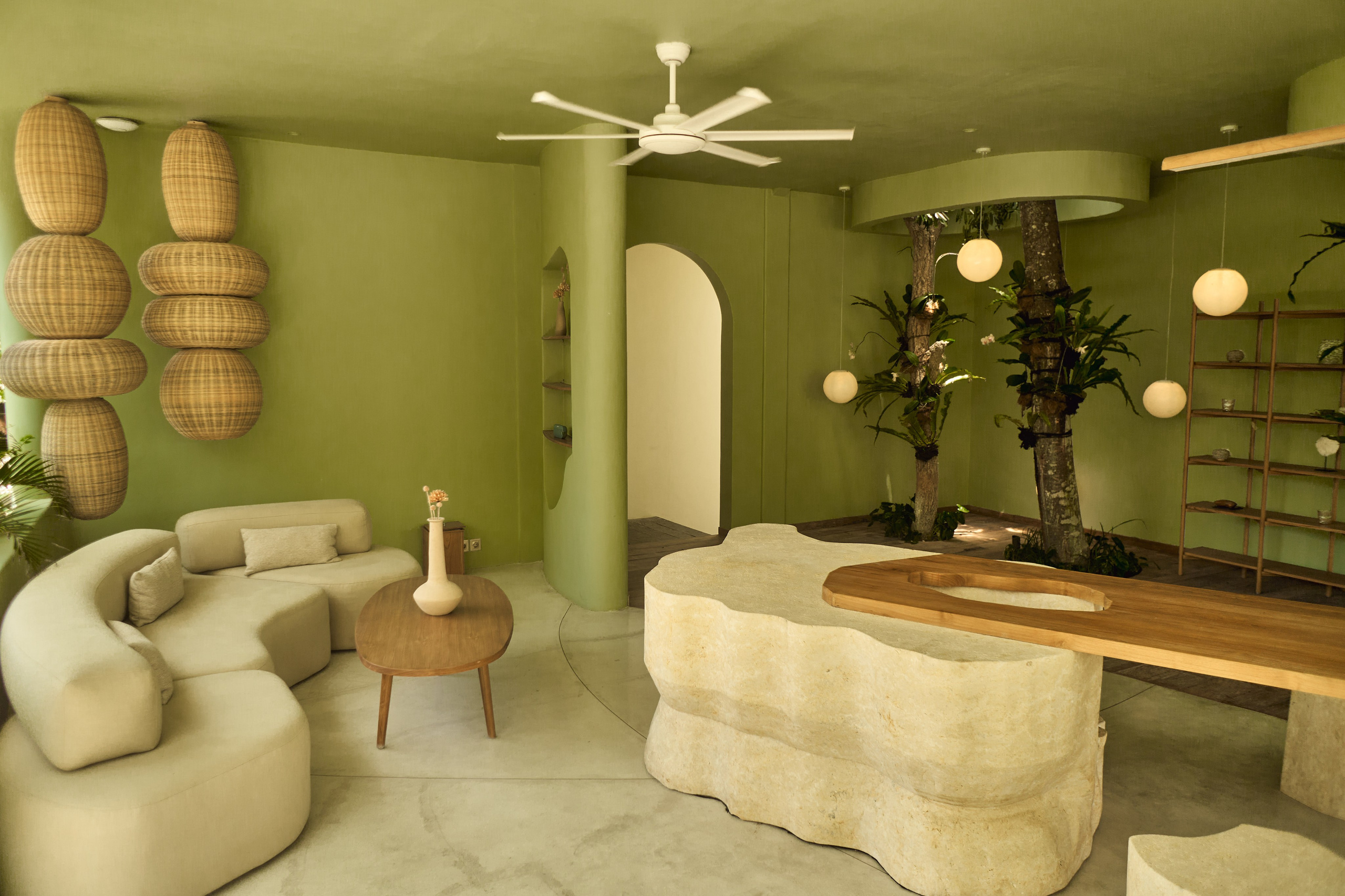 NuanuResort. See the moment and catche. commercial and reportage